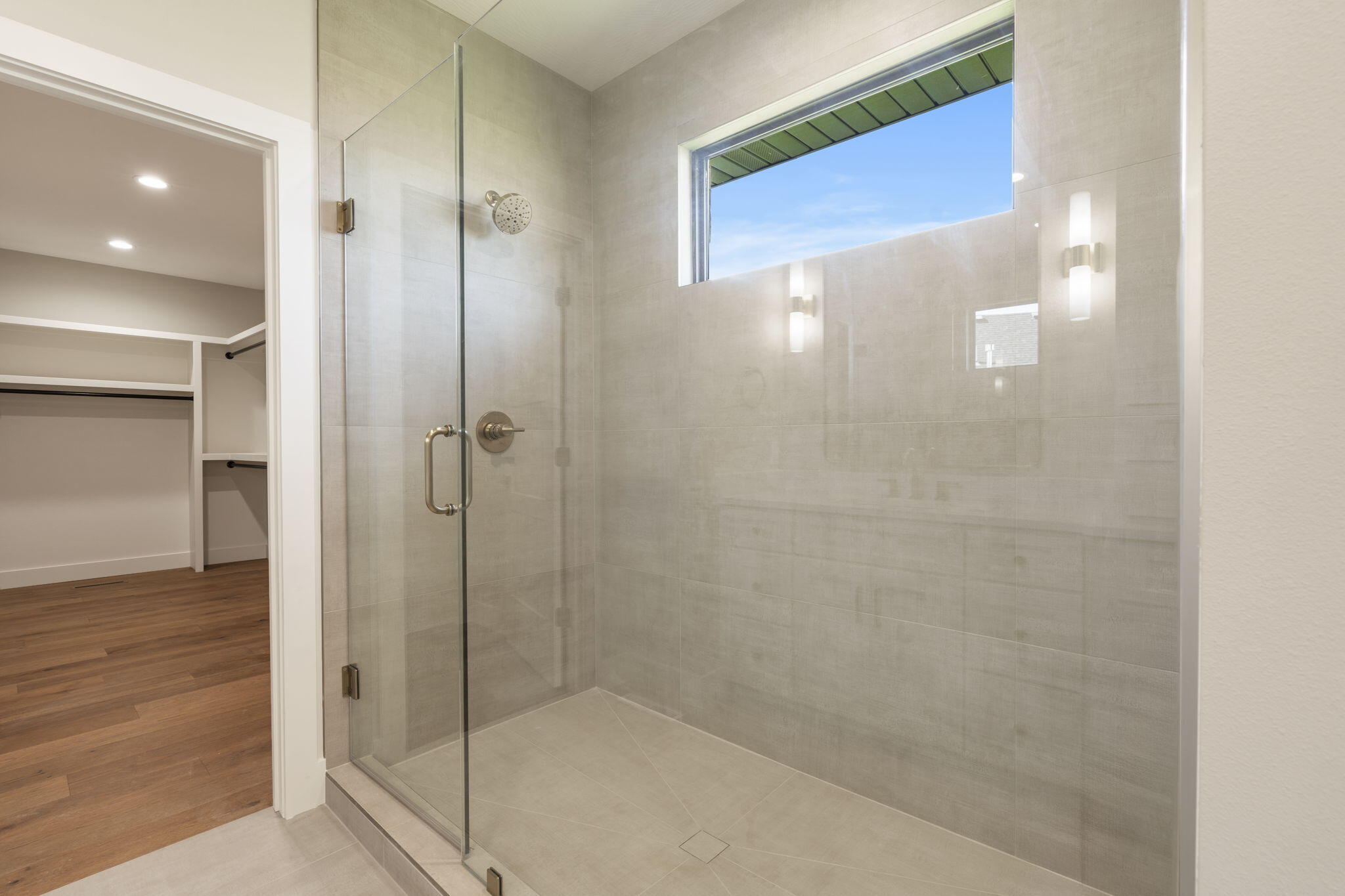 The Lakes Wild Horse - Residential