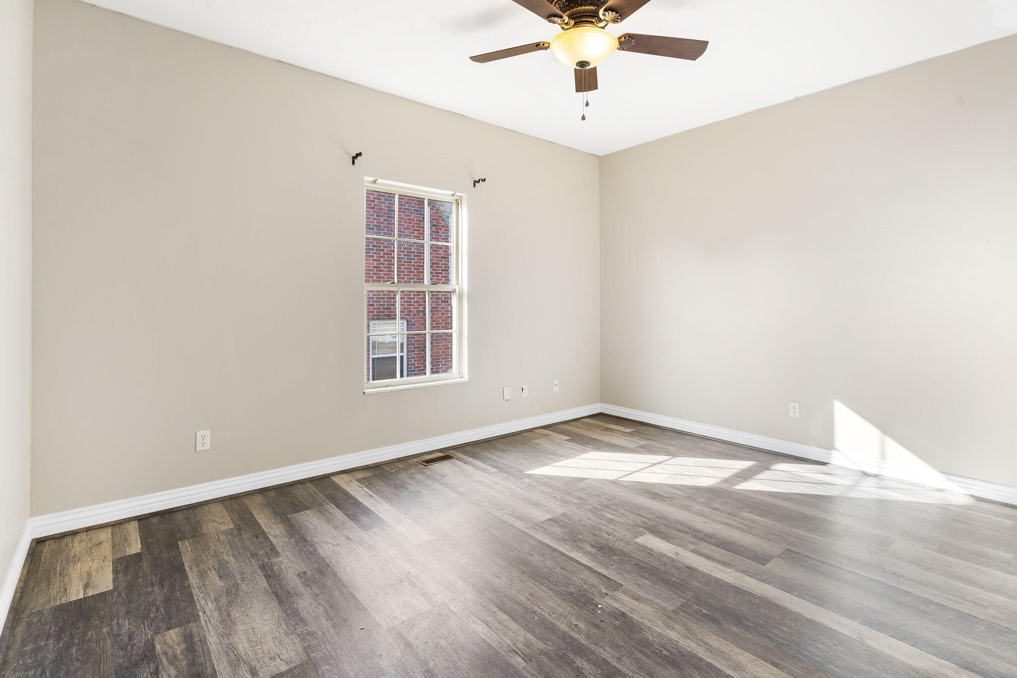 14 Park Place - Residential