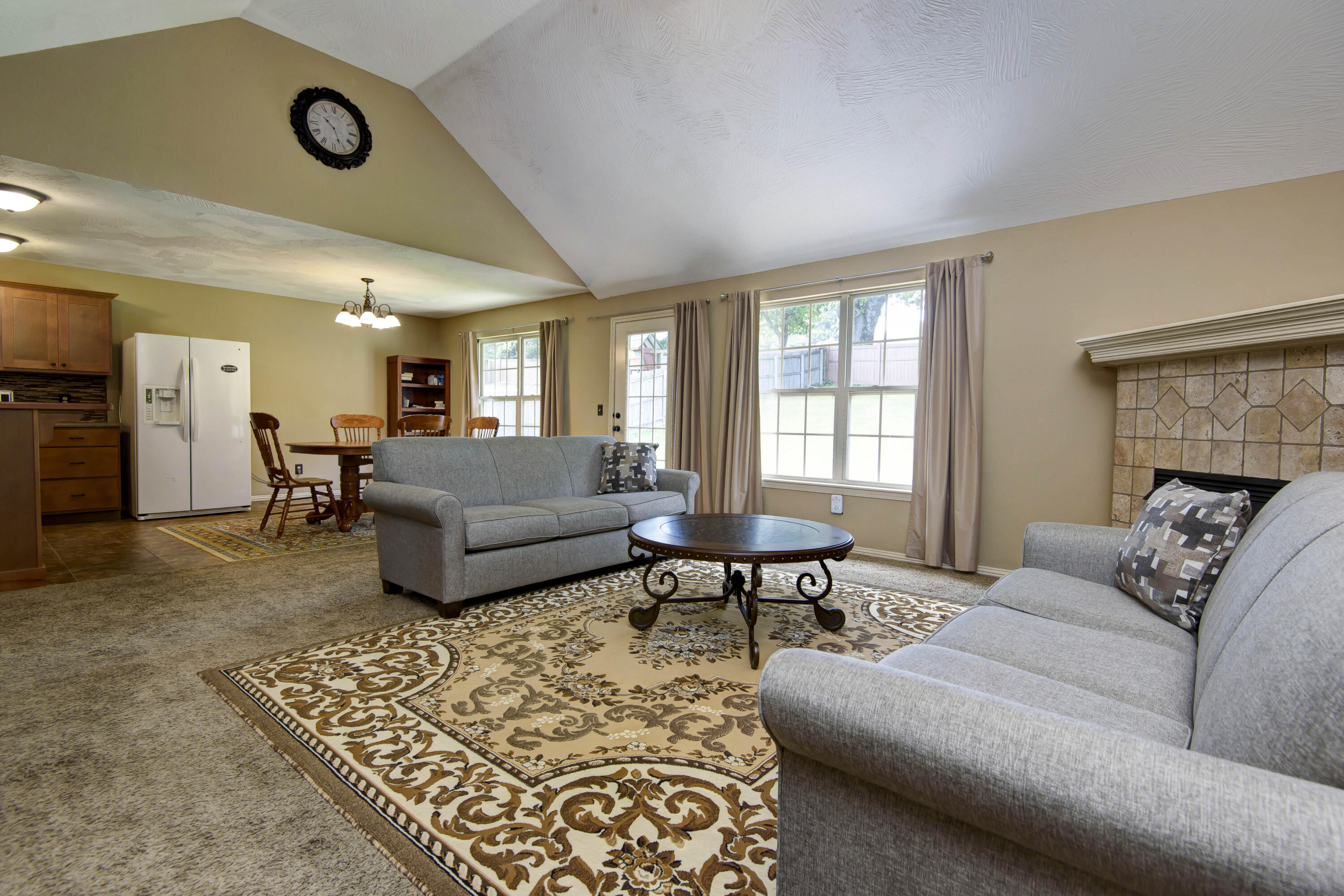 Daisy Falls - Residential