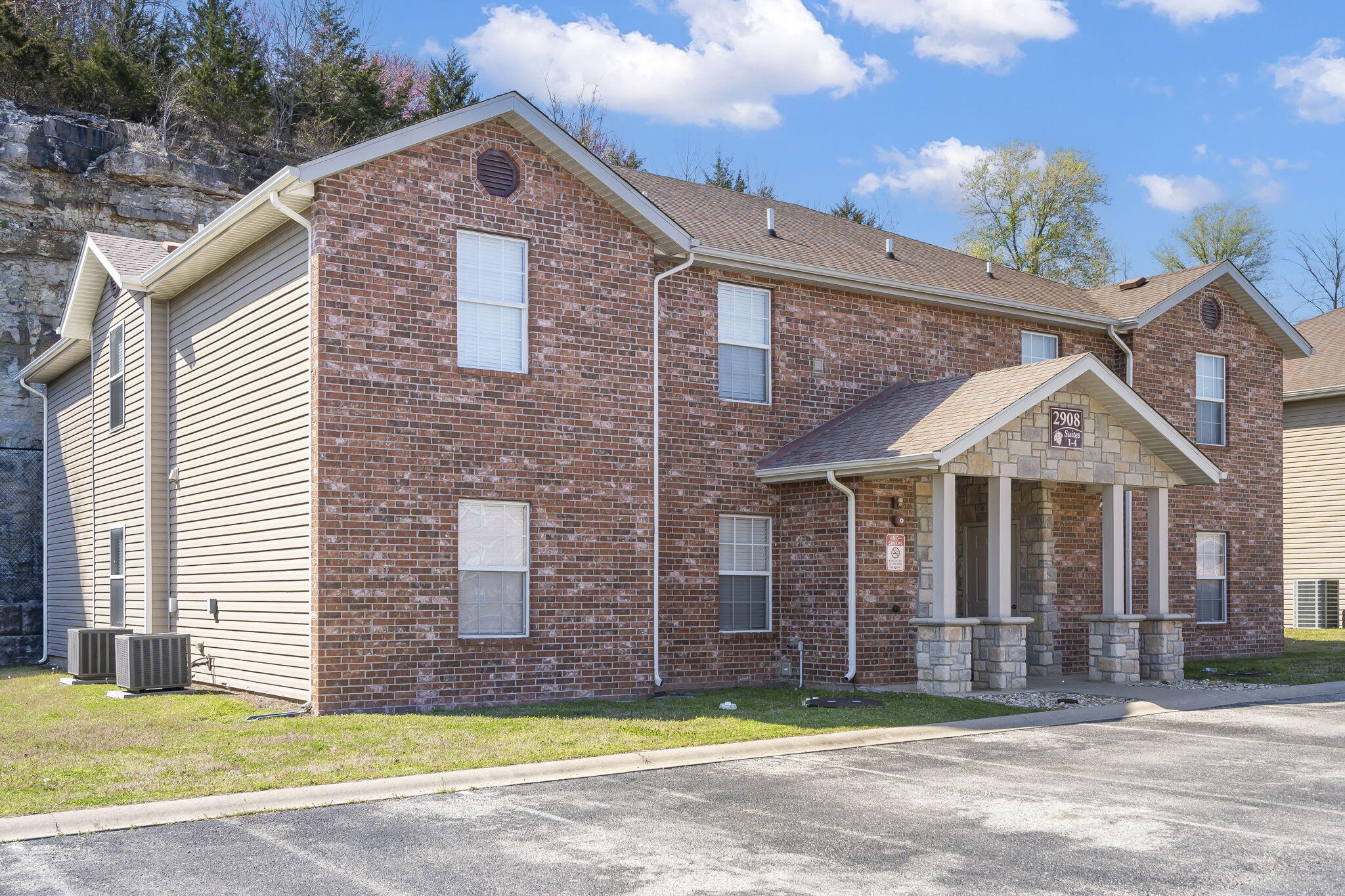 The Vineyard Condominiums - Residential