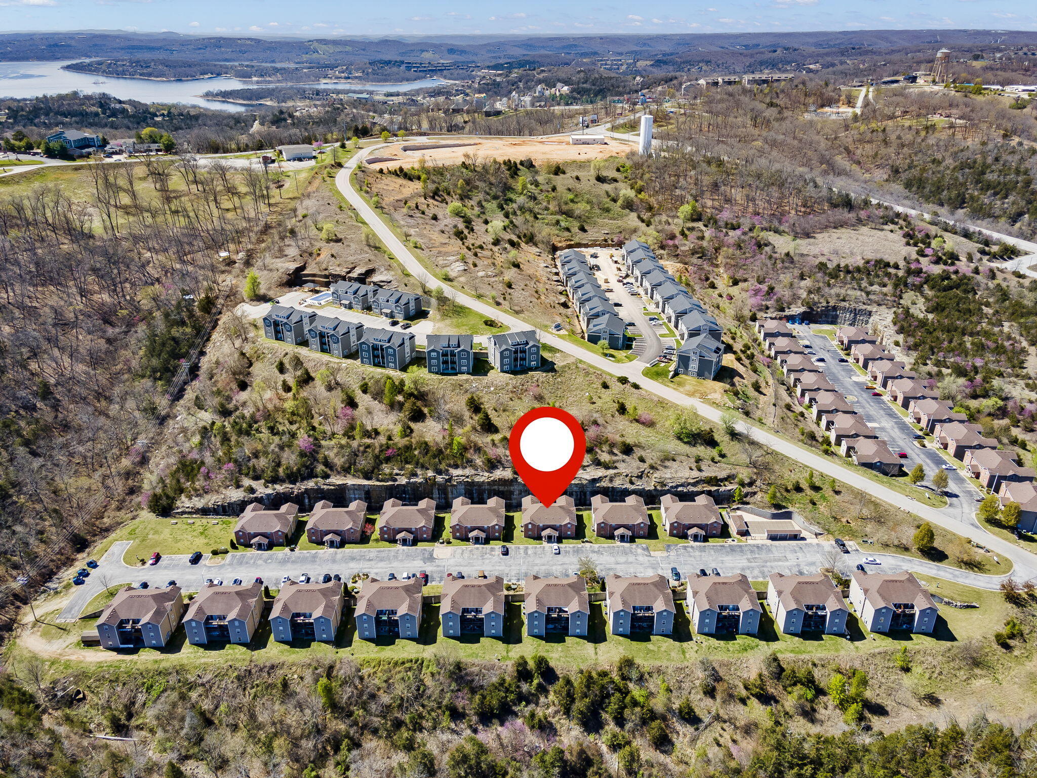 The Vineyard Condominiums - Residential