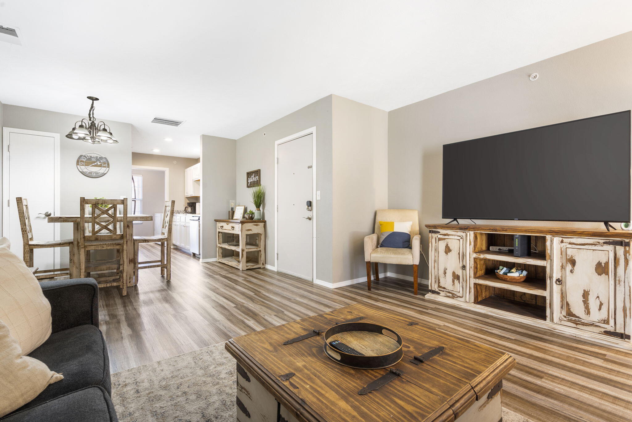 The Vineyard Condominiums - Residential