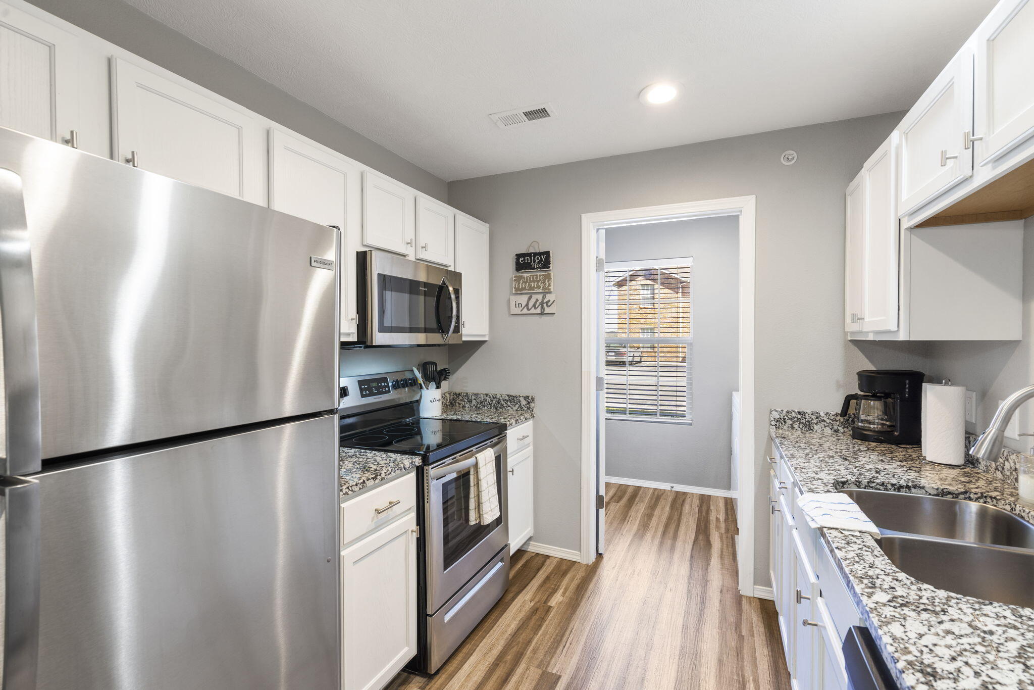 The Vineyard Condominiums - Residential