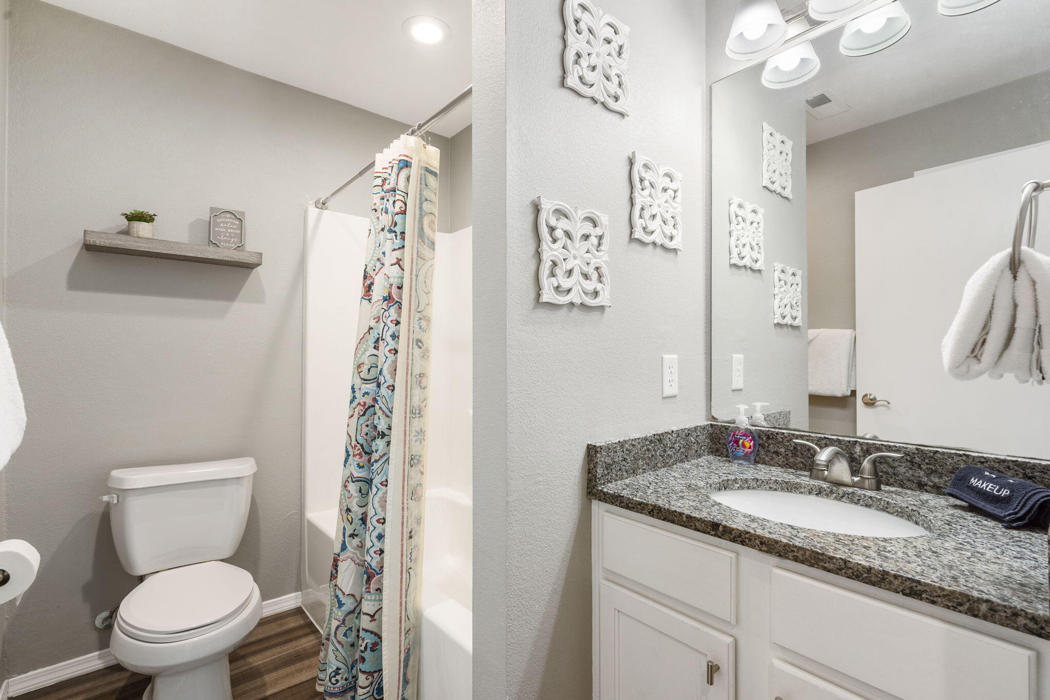 The Vineyard Condominiums - Residential
