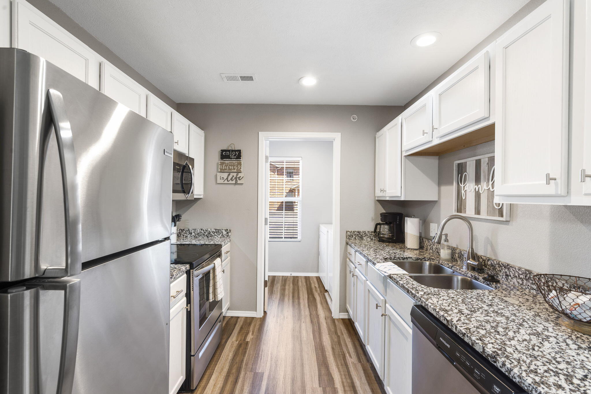 The Vineyard Condominiums - Residential