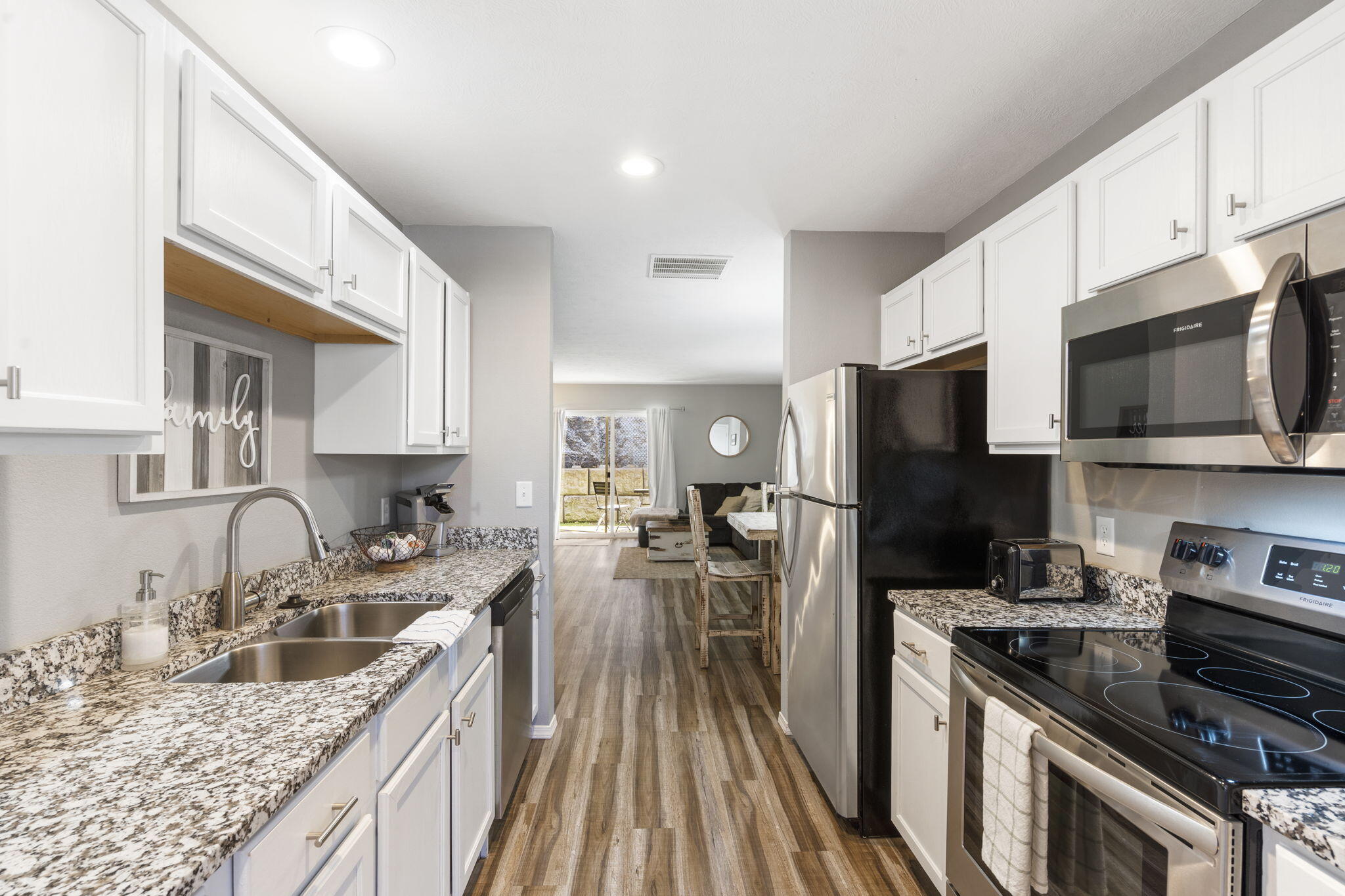 The Vineyard Condominiums - Residential