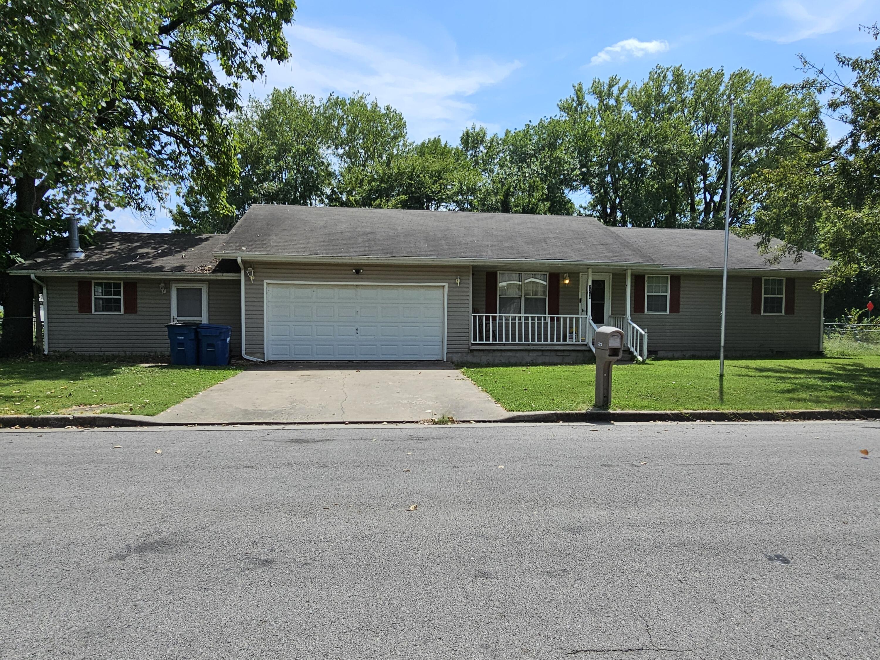 View Joplin, MO 64801 house