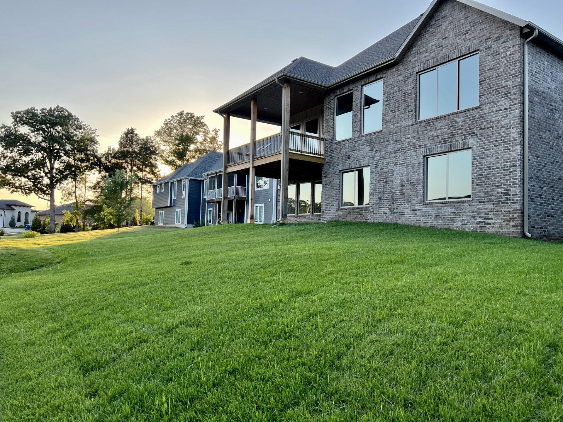 Hickory Hills - Residential