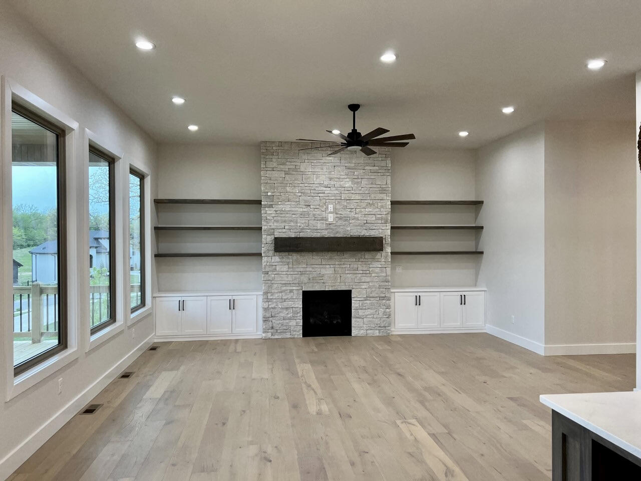Hickory Hills - Residential