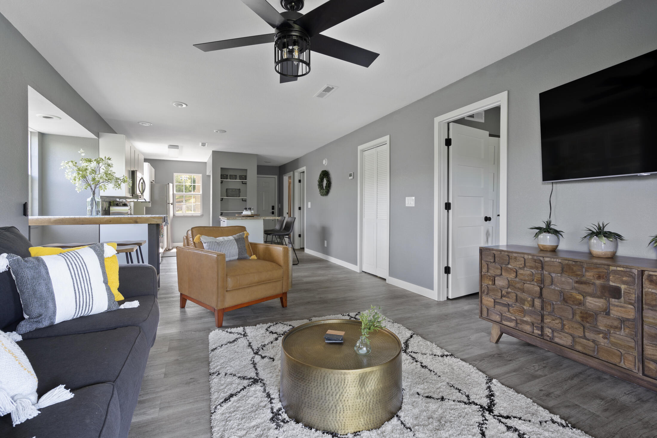 Lantern Bay Condos - Residential