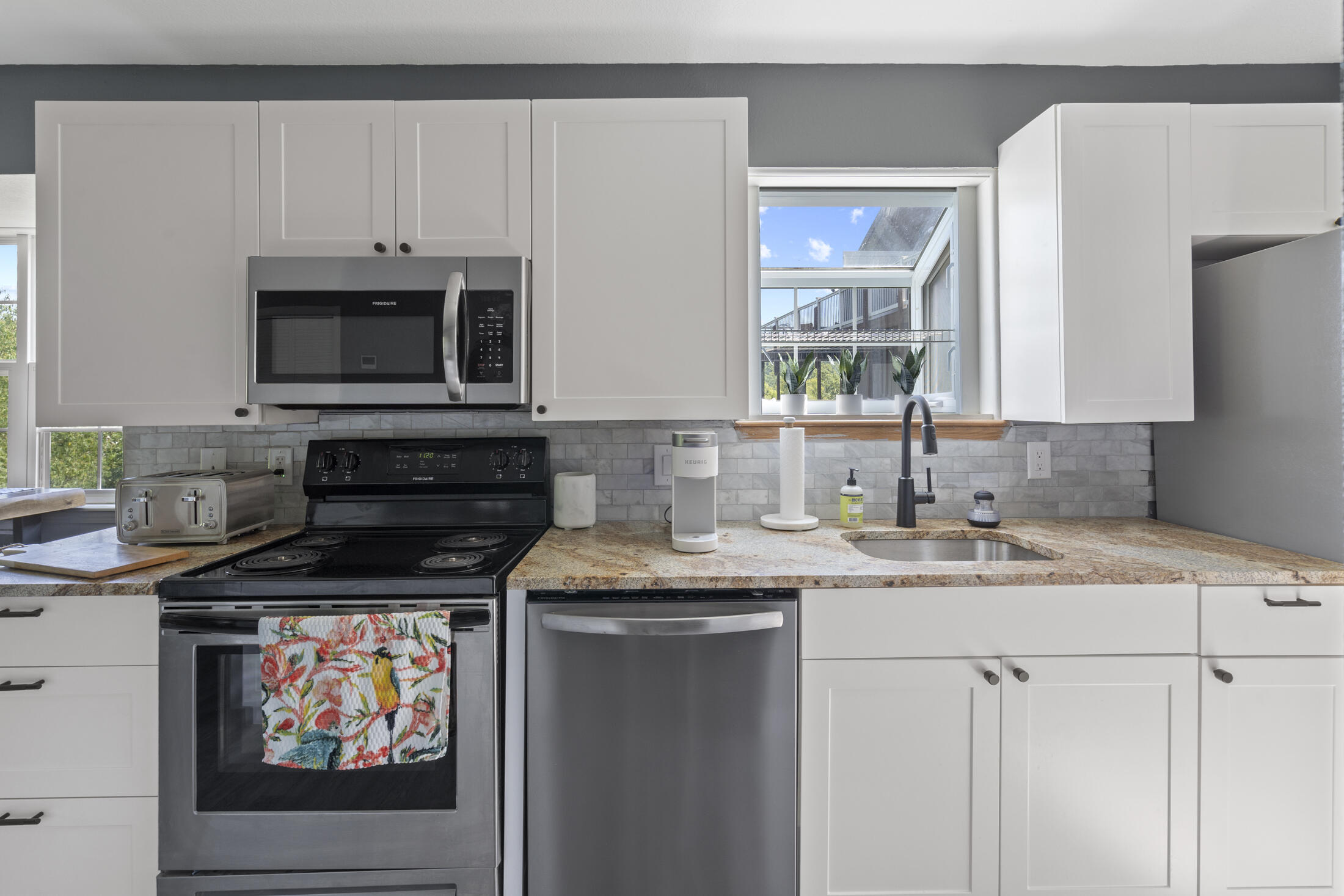 Lantern Bay Condos - Residential