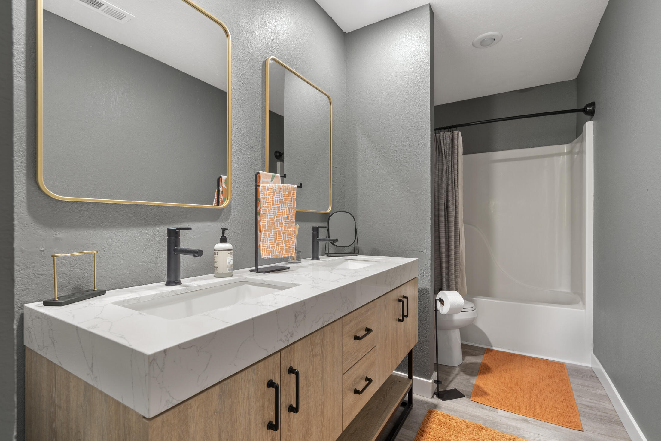 Lantern Bay Condos - Residential