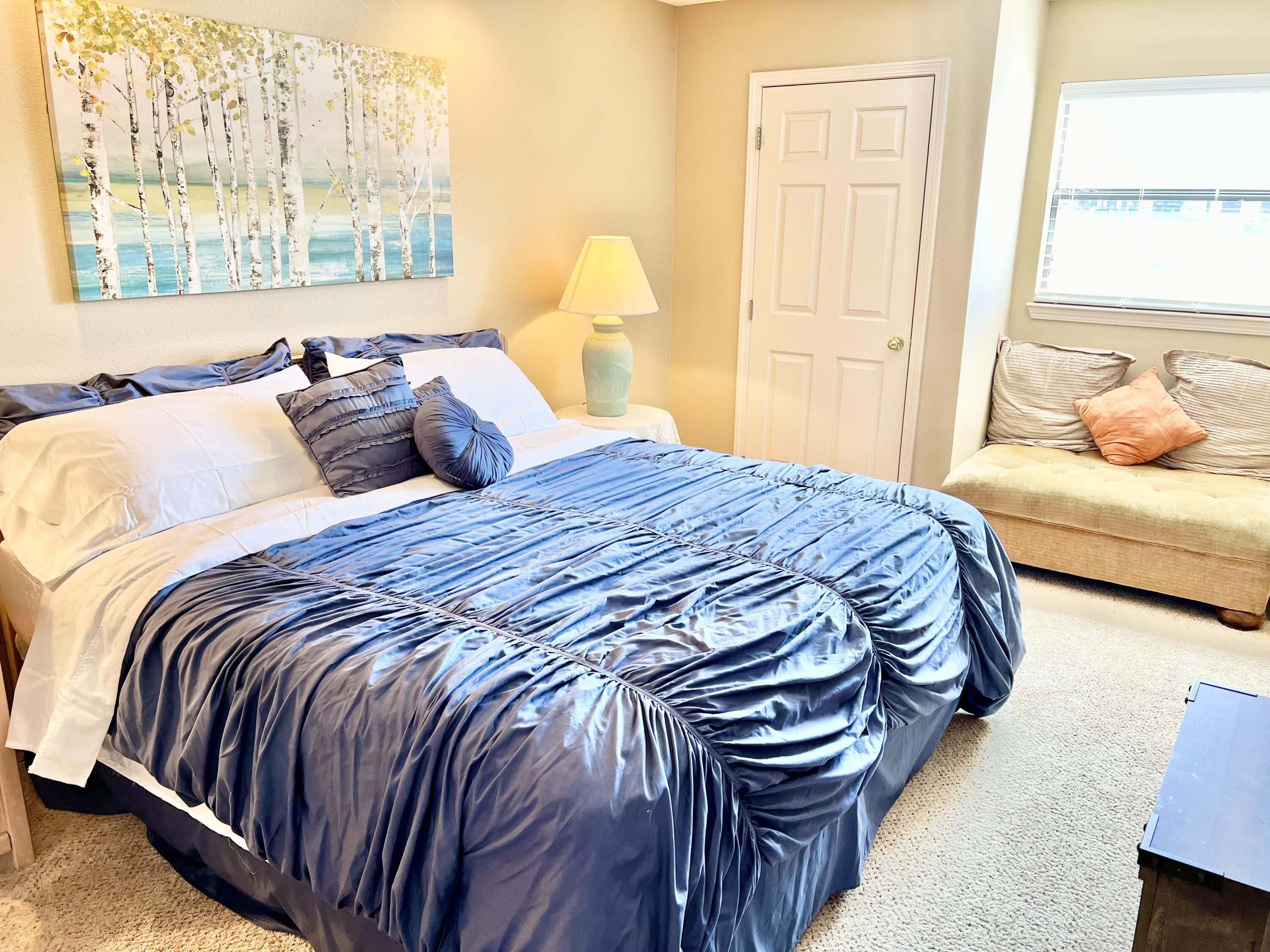 Pointe Royale Condos - Residential