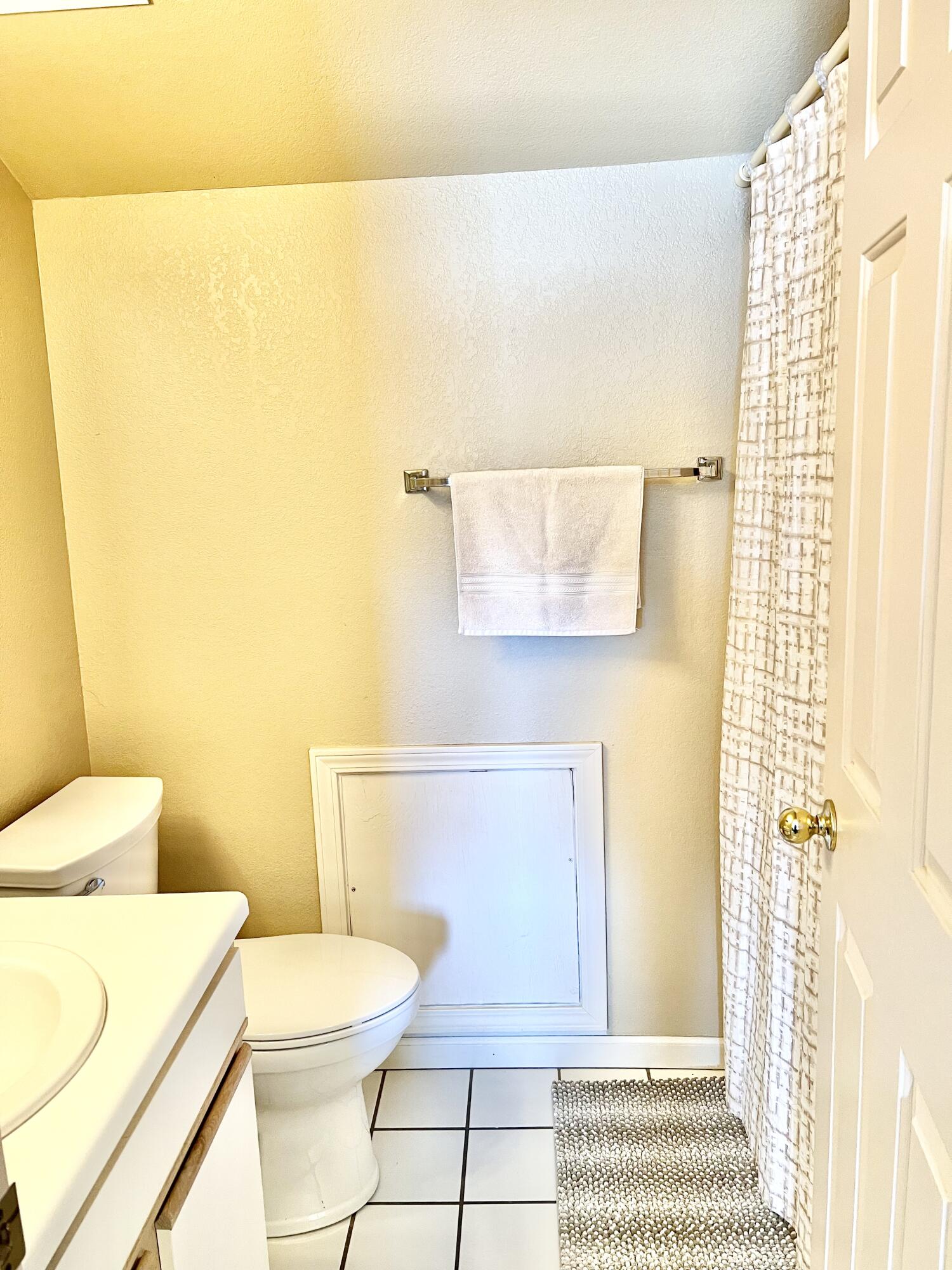 Pointe Royale Condos - Residential