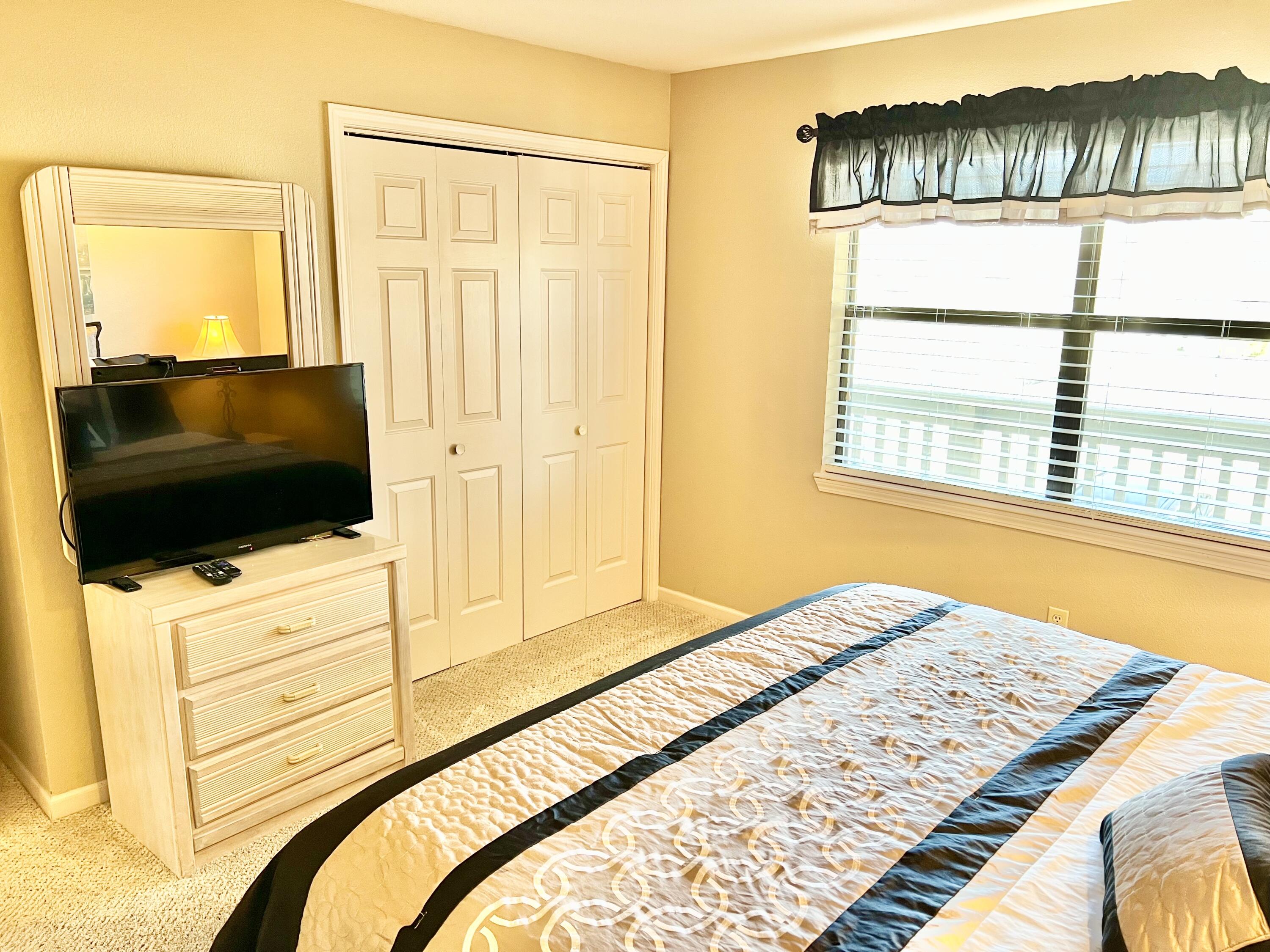 Pointe Royale Condos - Residential