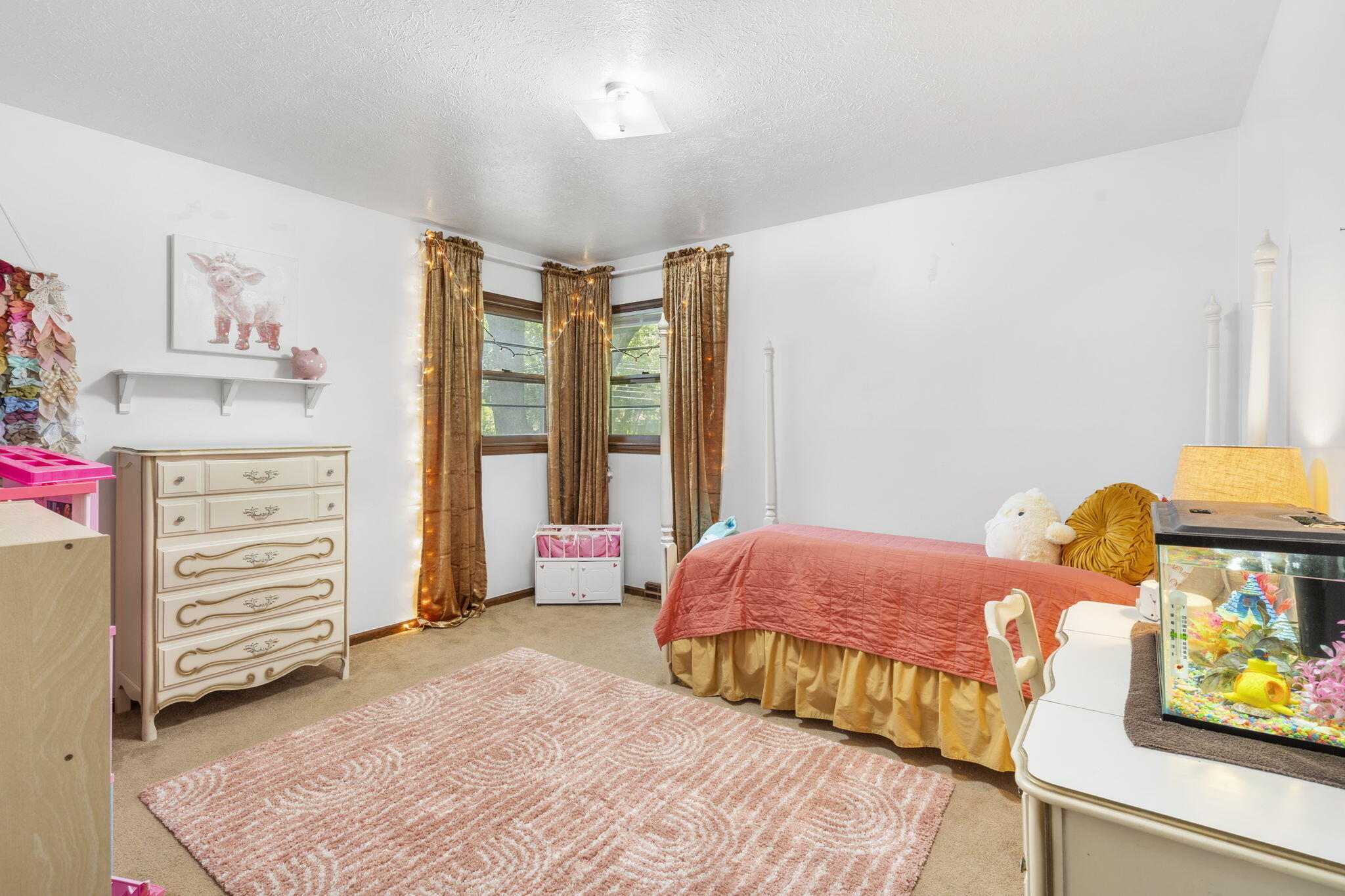 Pauline's - Residential