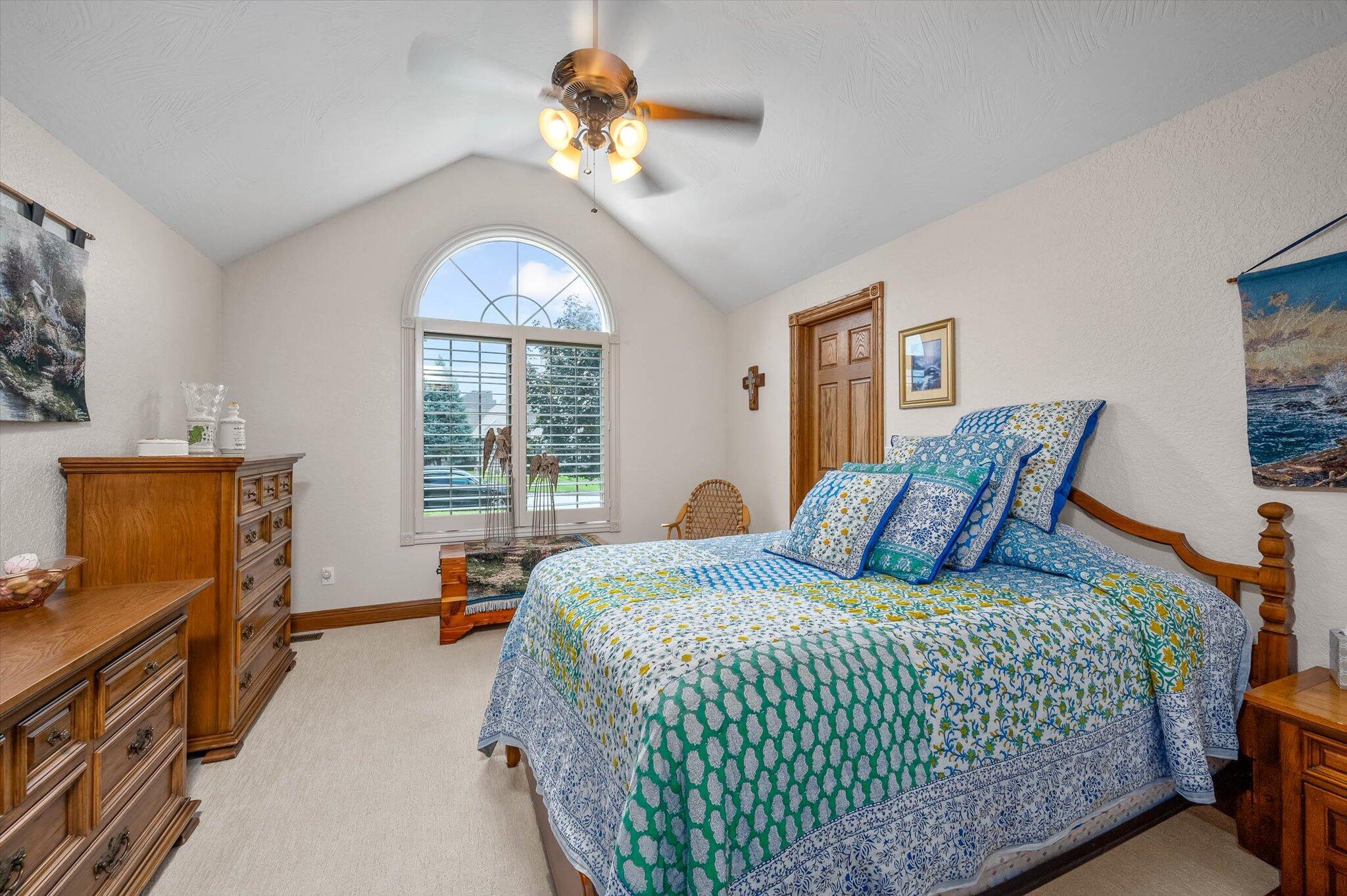 Eaglesgate - Residential