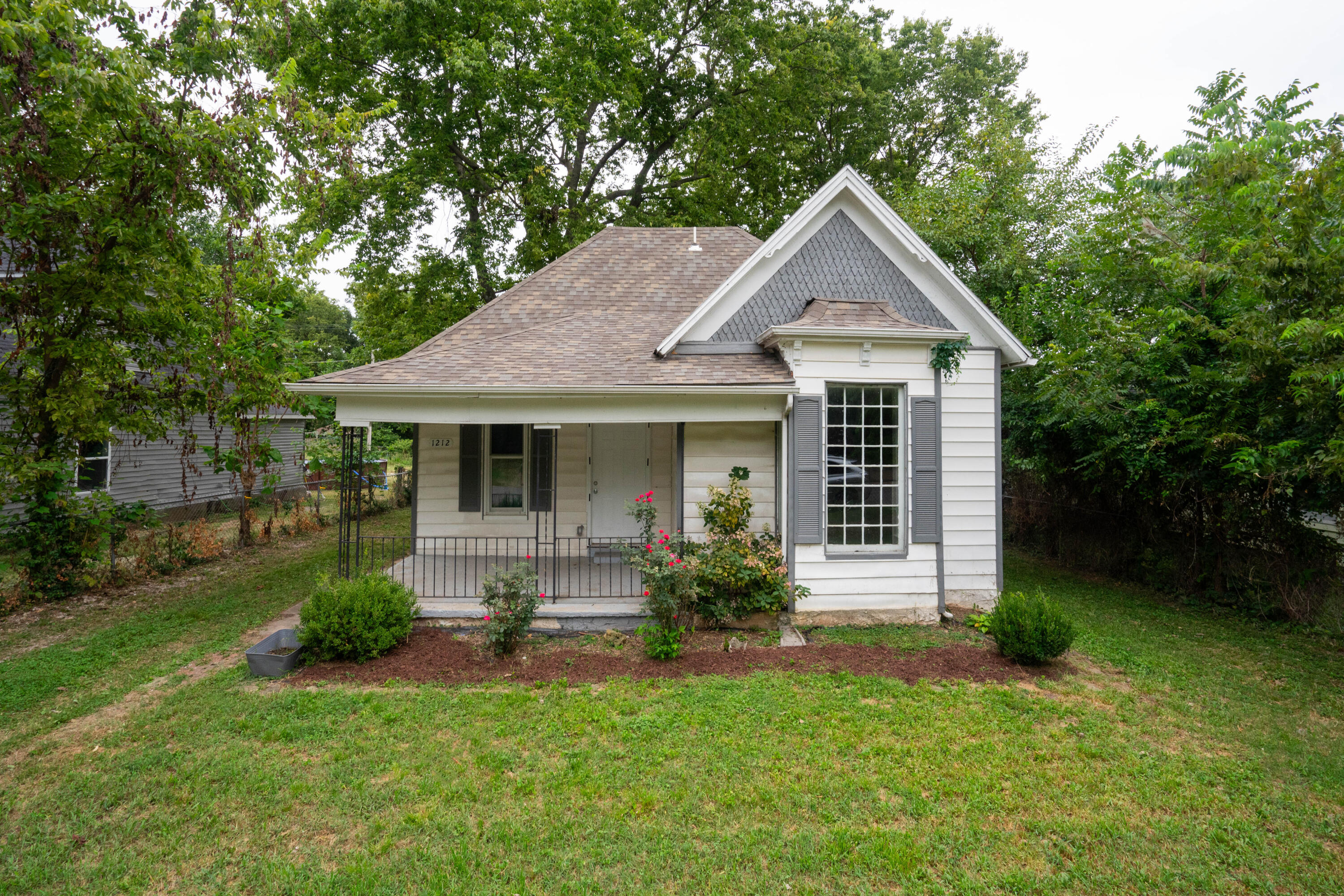 View Springfield, MO 65802 house