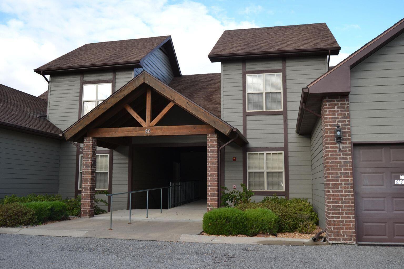 Perfect Nightly rental with new flooring, newer appliances wi-fi enabled door lock, thermostat, water heater. Being sold turn key turn key furnished.
