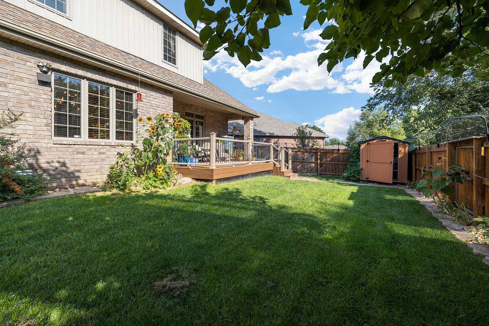 English Oaks - Residential
