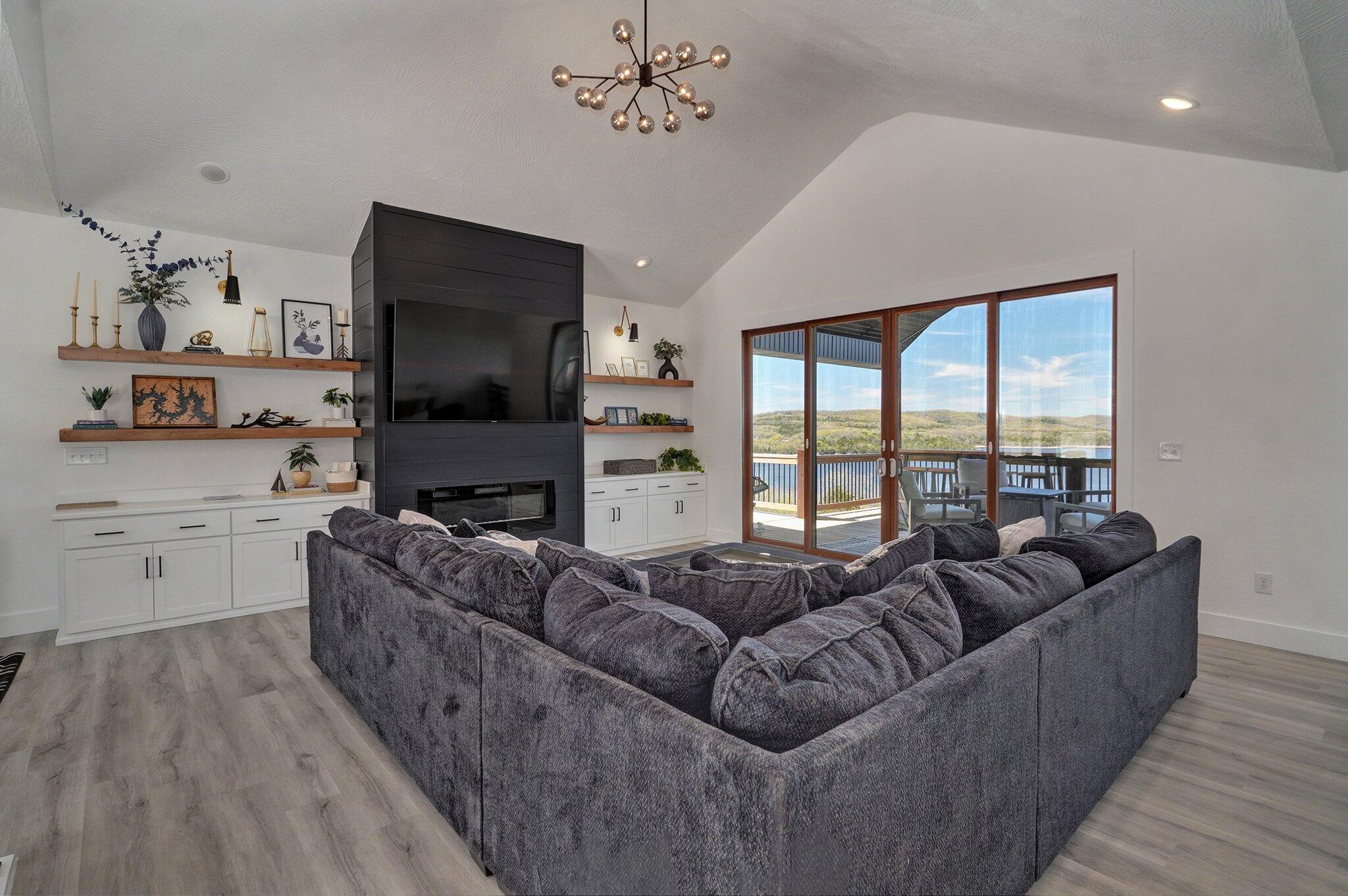 Bluffs Run - Residential