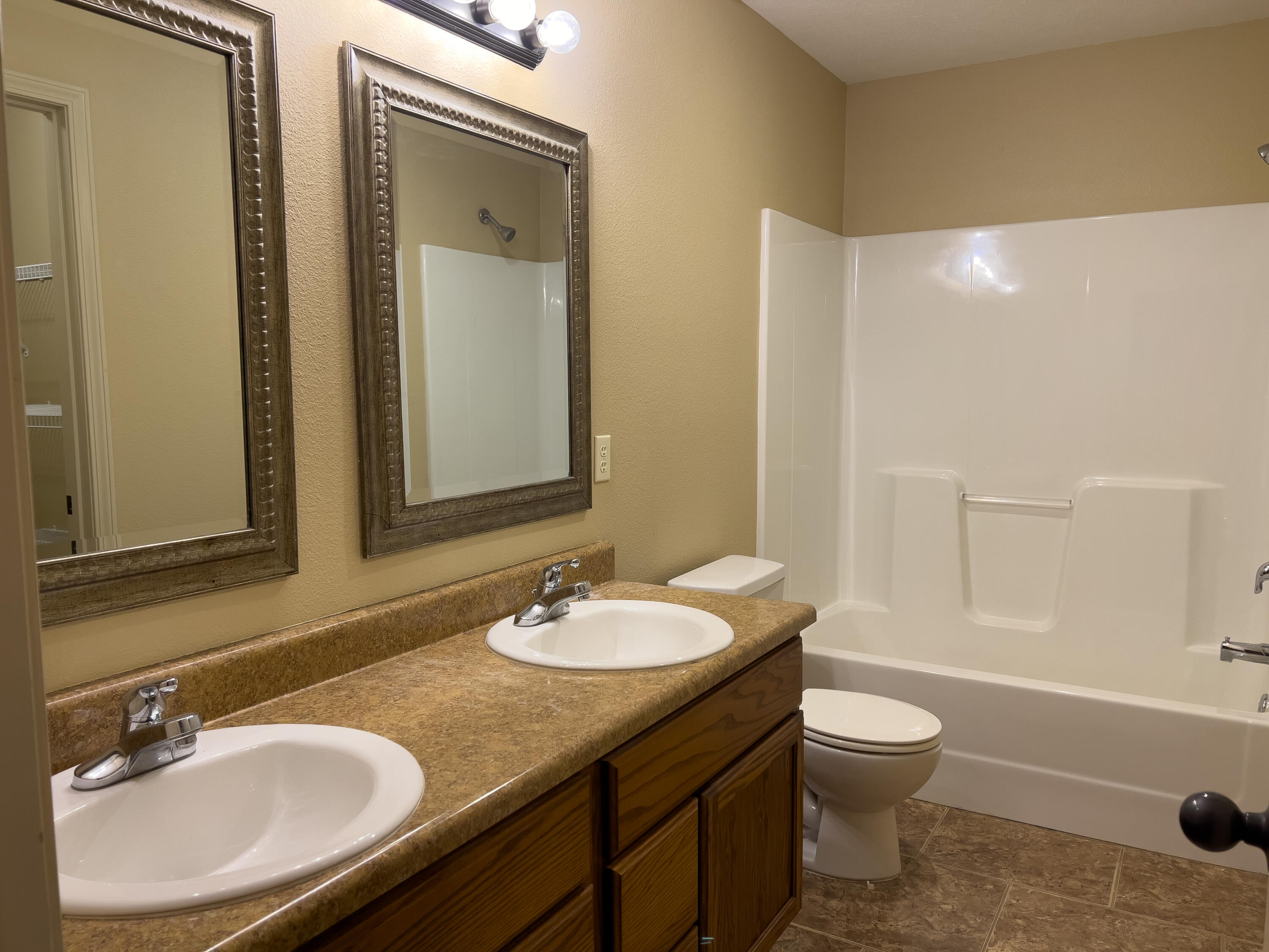 Pine Crest - Residential