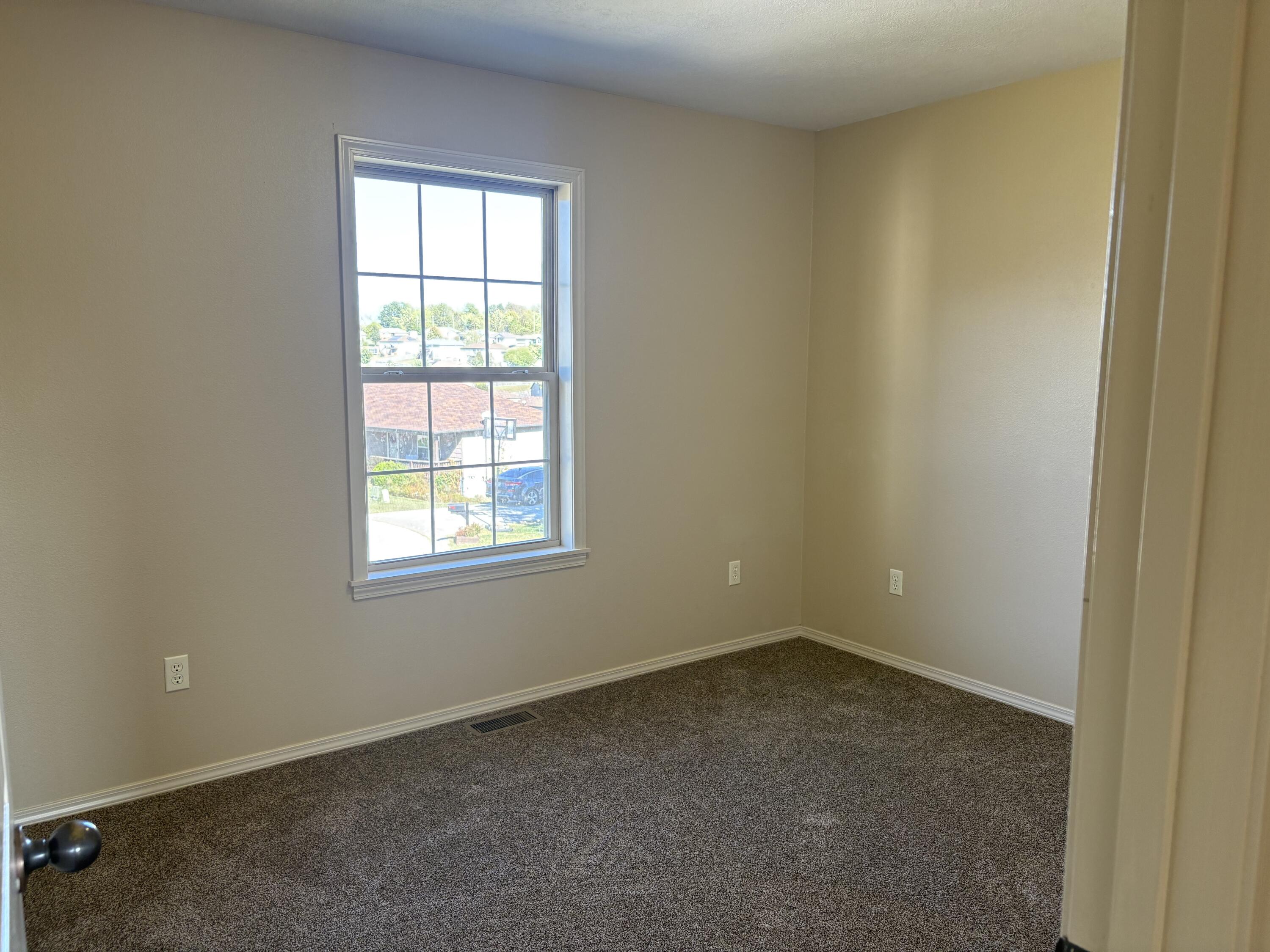 Pine Crest - Residential