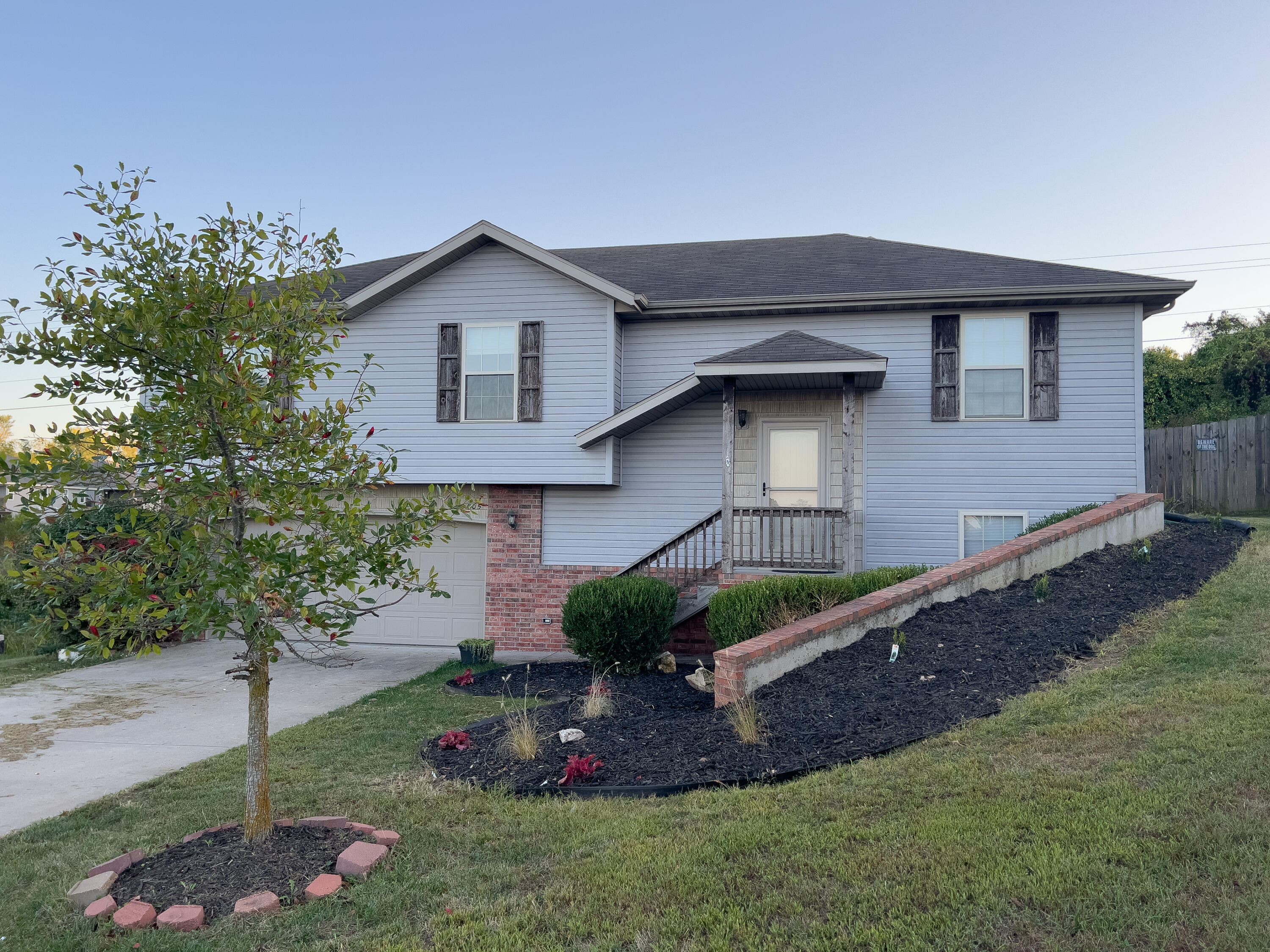 Charm meets convenience in this refreshed split-level home, nestled on a quiet cul-de-sac! The newly landscaped front entry sets the stage with inviting curb appeal. Step inside to find sun filled rooms and new carpet throughout, adding a fresh and cozy feel to every room. The main living area seamlessly flows into the kitchen-dining combo, perfect for entertaining or gatherings. Just off the kitchen, a spacious laundry room/pantry combo offers added convenience. The primary bedroom is a true retreat with a generous walk-in closet. Downstairs, you'll discover a versatile second living area, a fourth bedroom, and a full bathroom. The fenced-in backyard is ready for outdoor enjoyment and relaxation. Don't miss your chance to make this charming home your own!