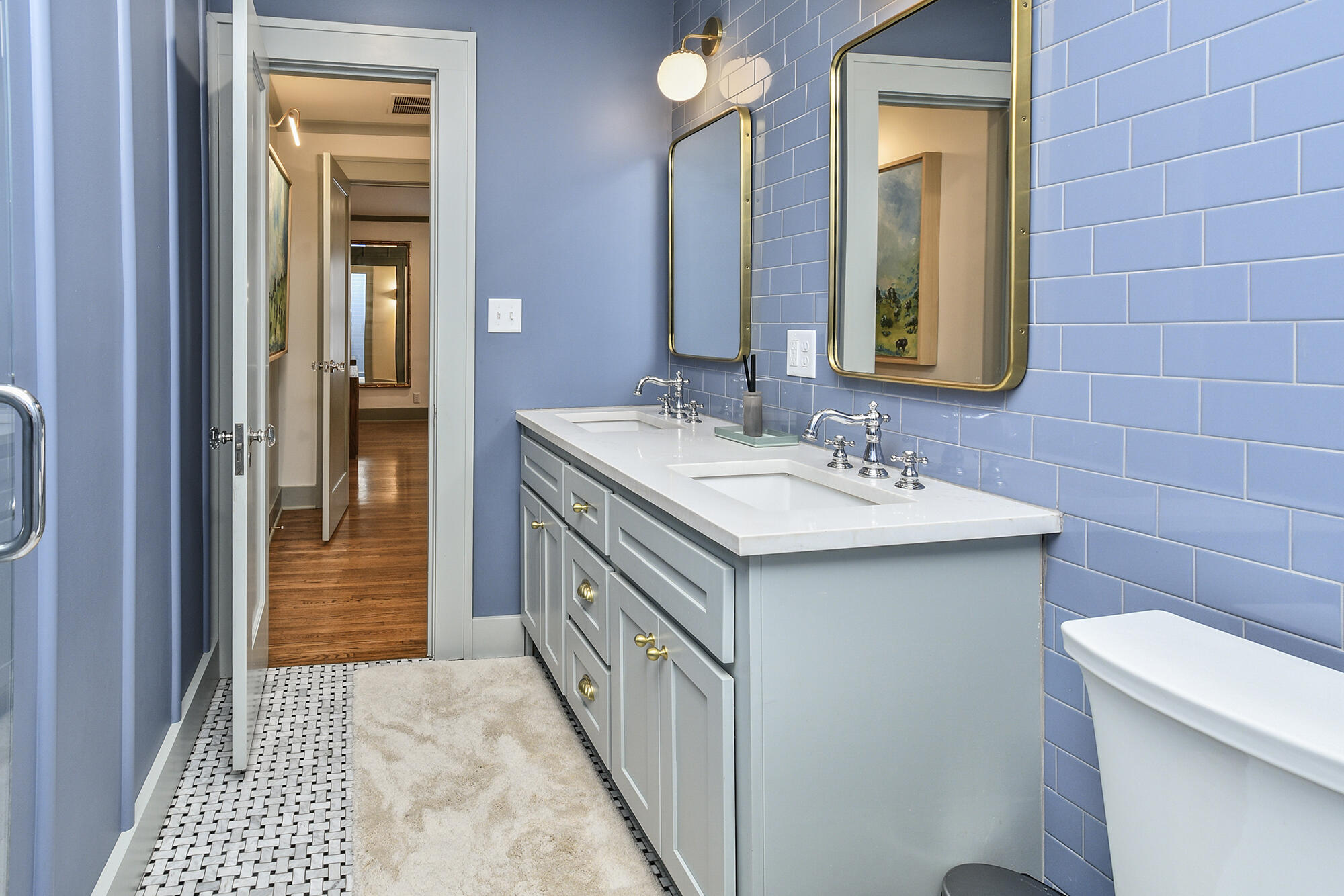 Pickwick Place - Residential