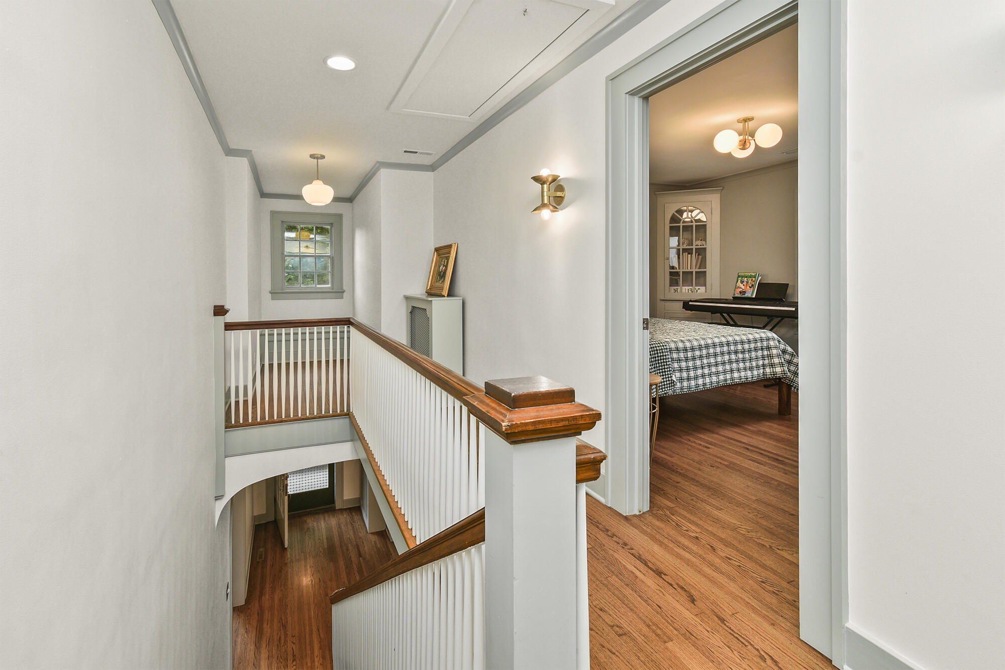 Pickwick Place - Residential
