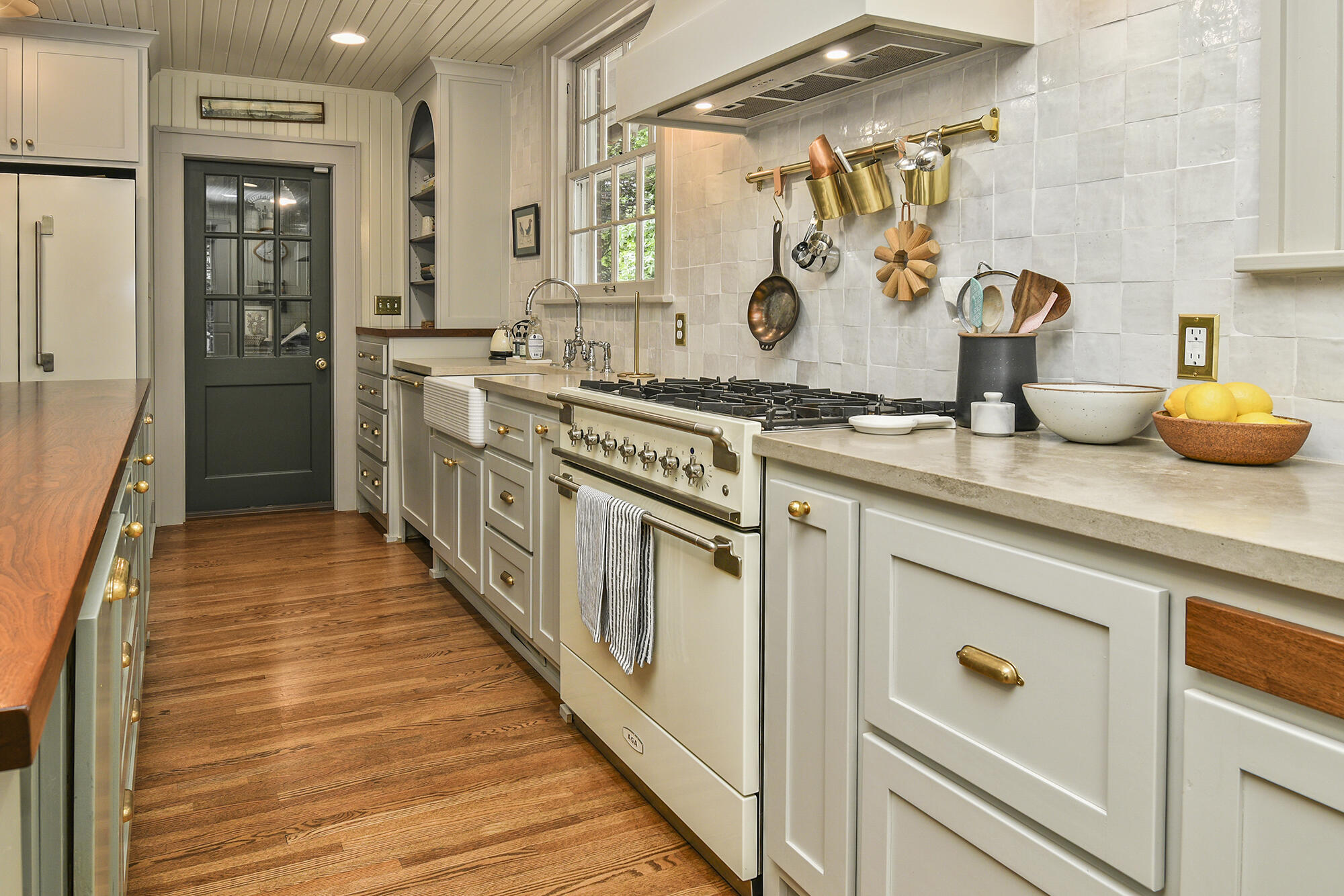 Pickwick Place - Residential