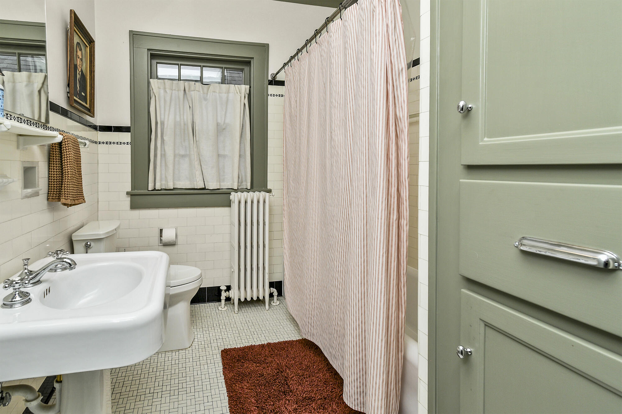 Pickwick Place - Residential