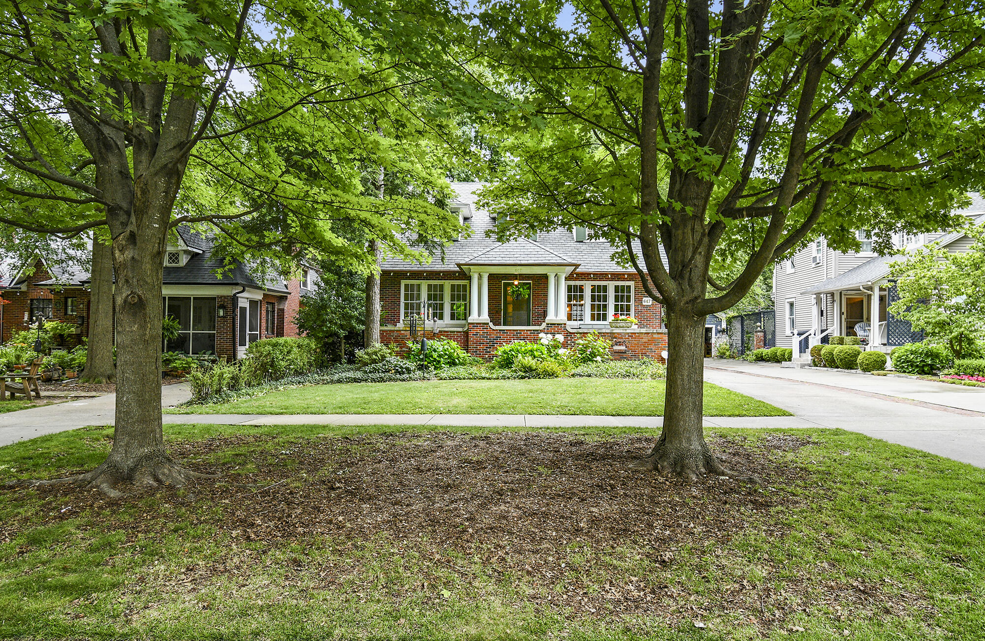 Pickwick Place - Residential