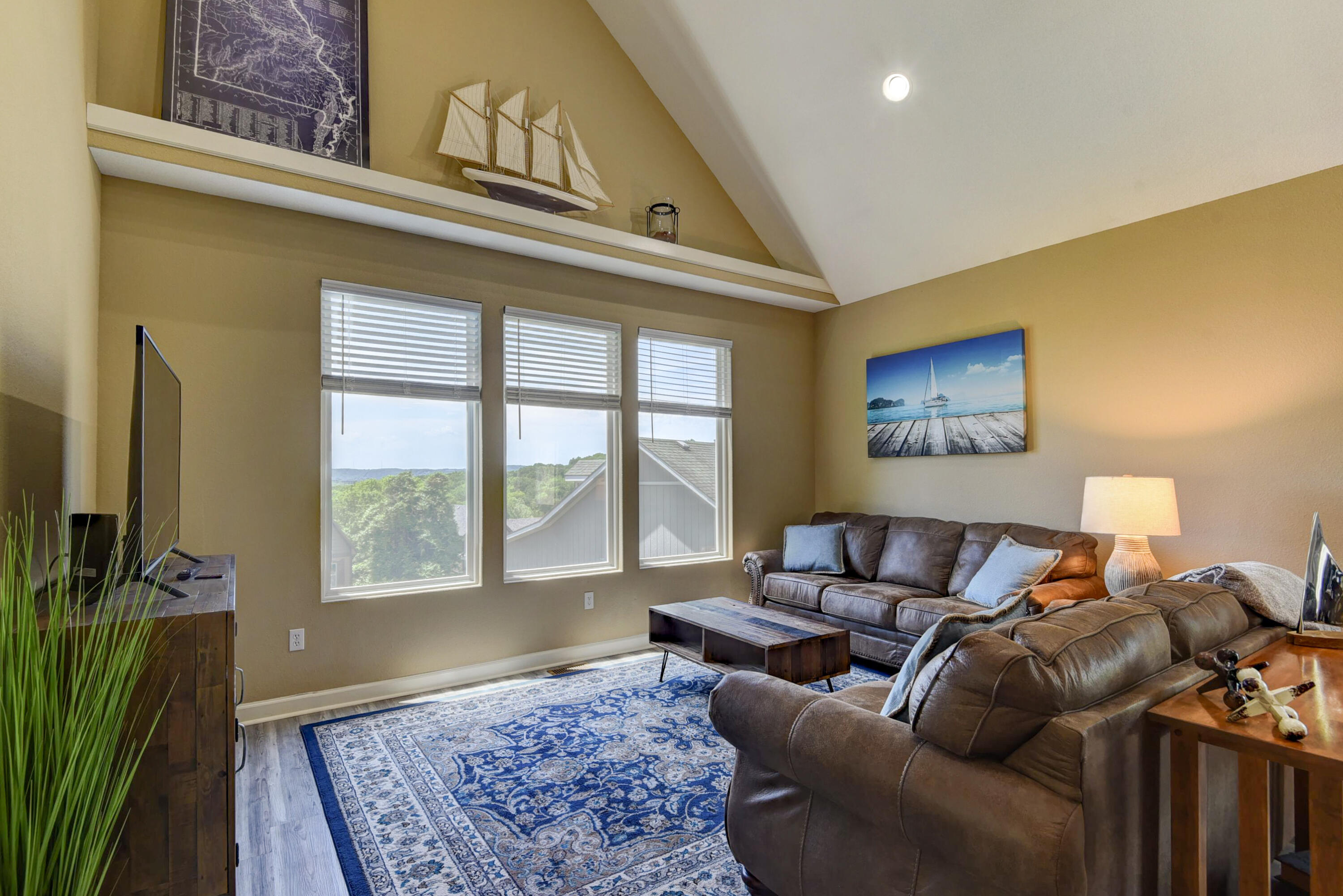 Branson Canyon - Residential