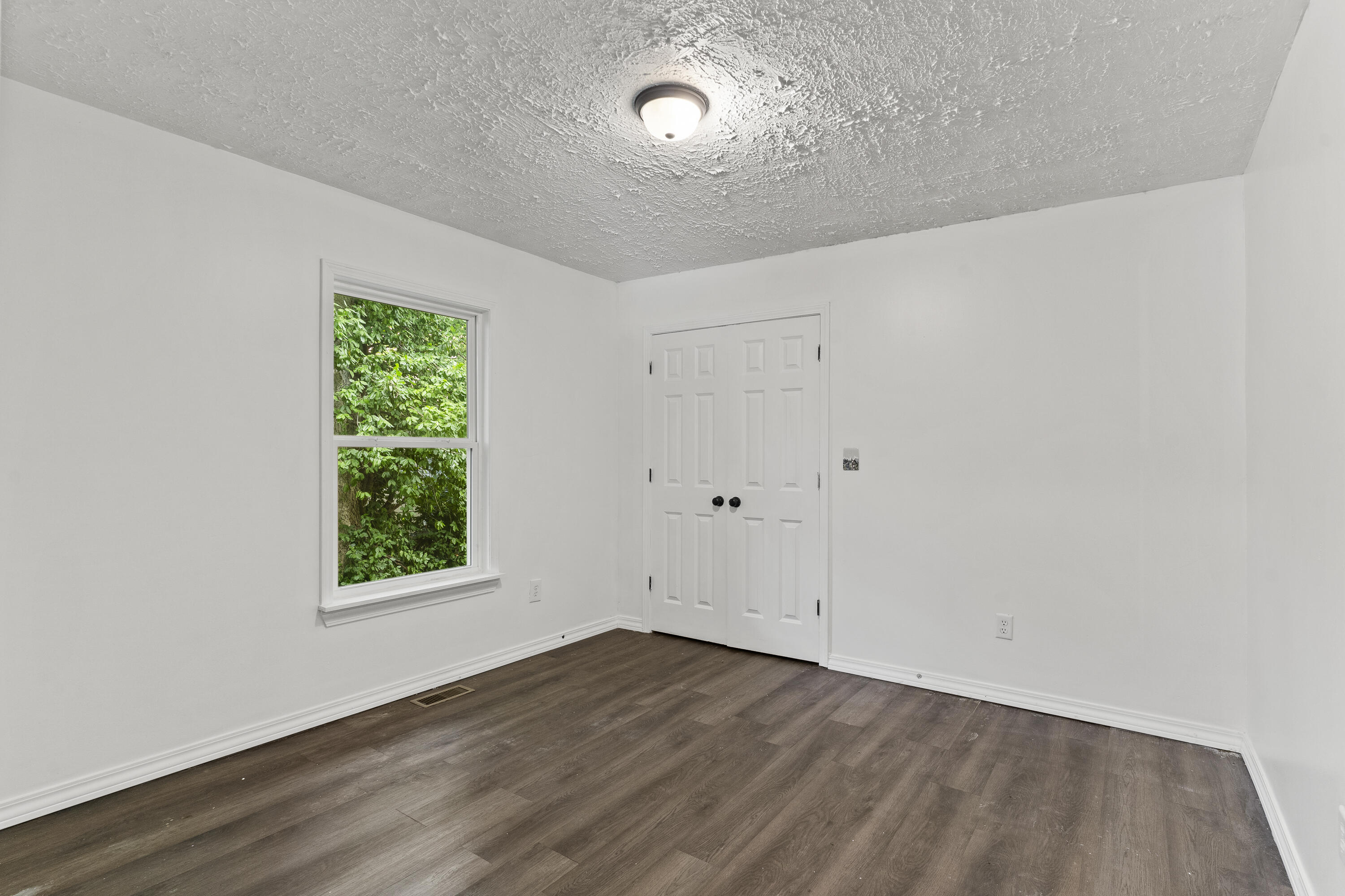 Catlin's - Residential