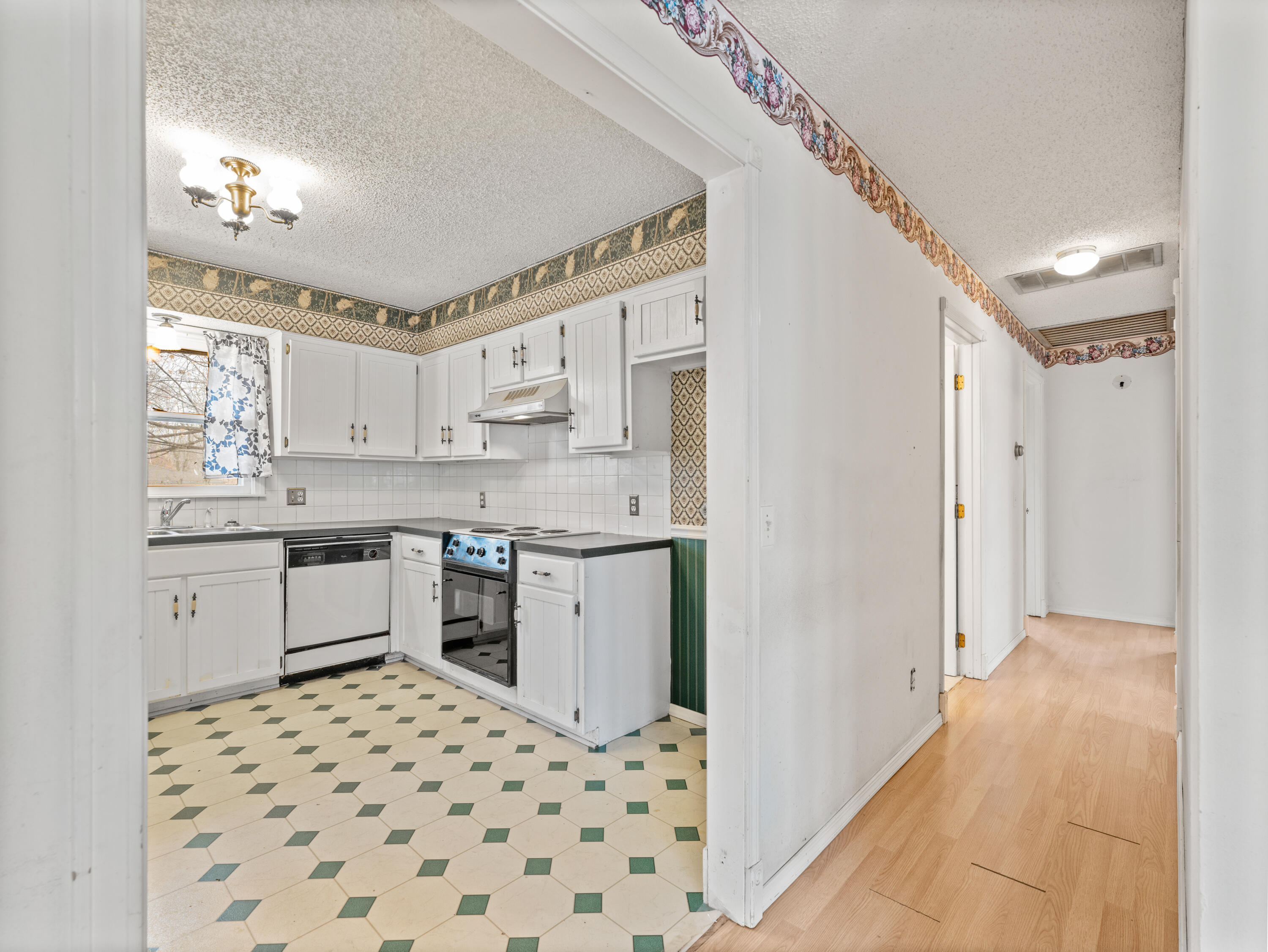 Birchwood Est - Residential
