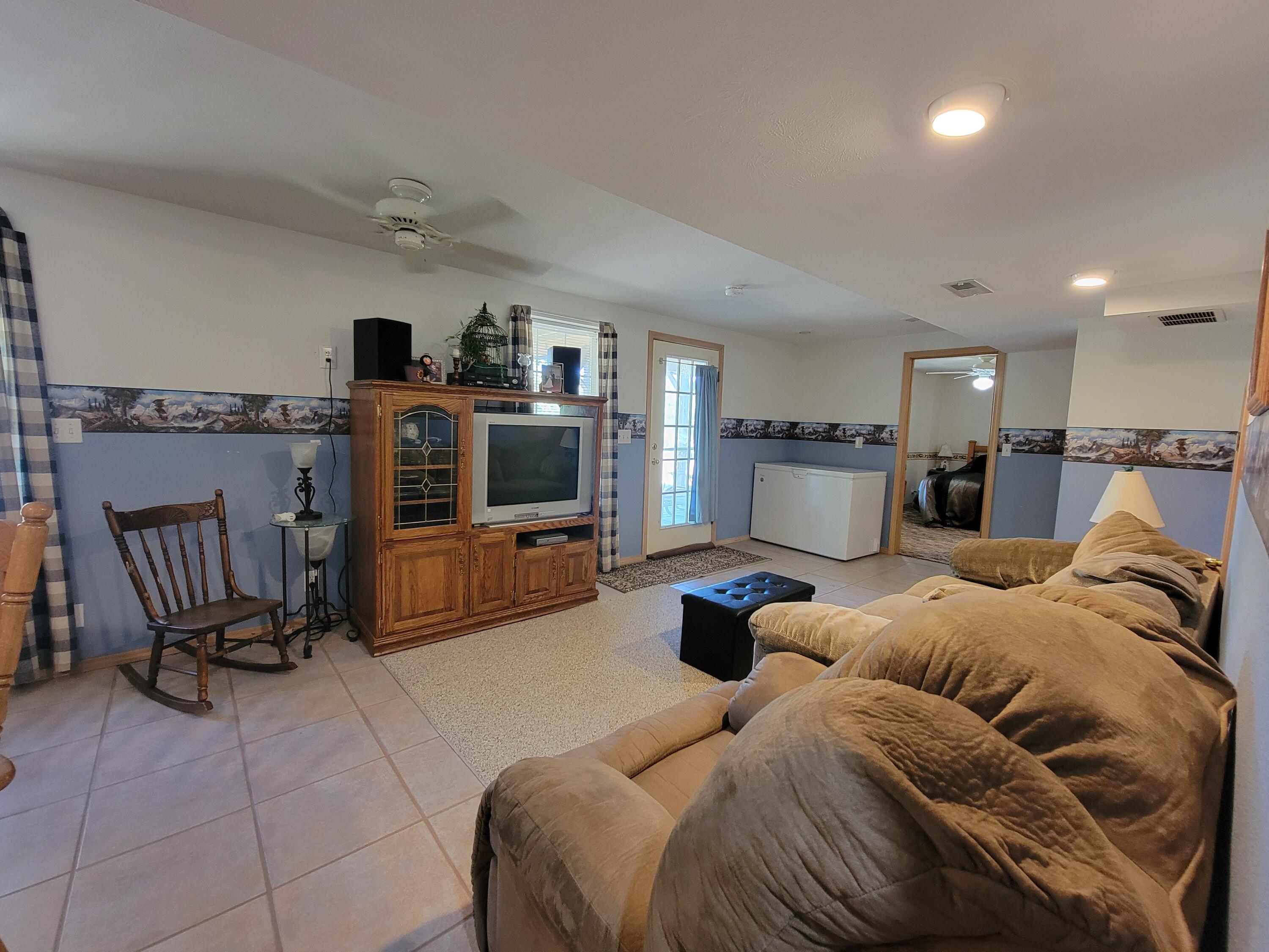 Apple Ridge Est - Residential