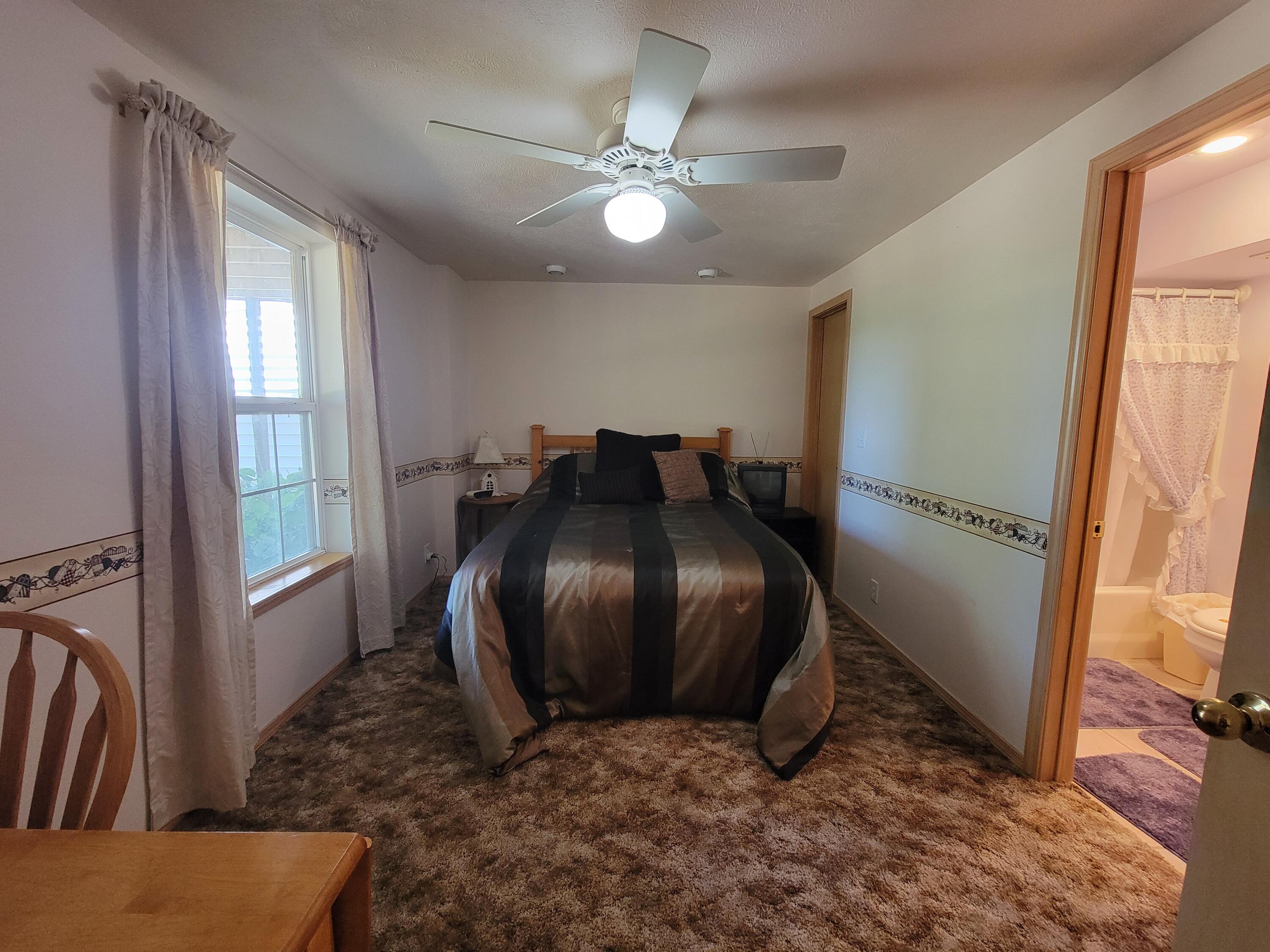 Apple Ridge Est - Residential