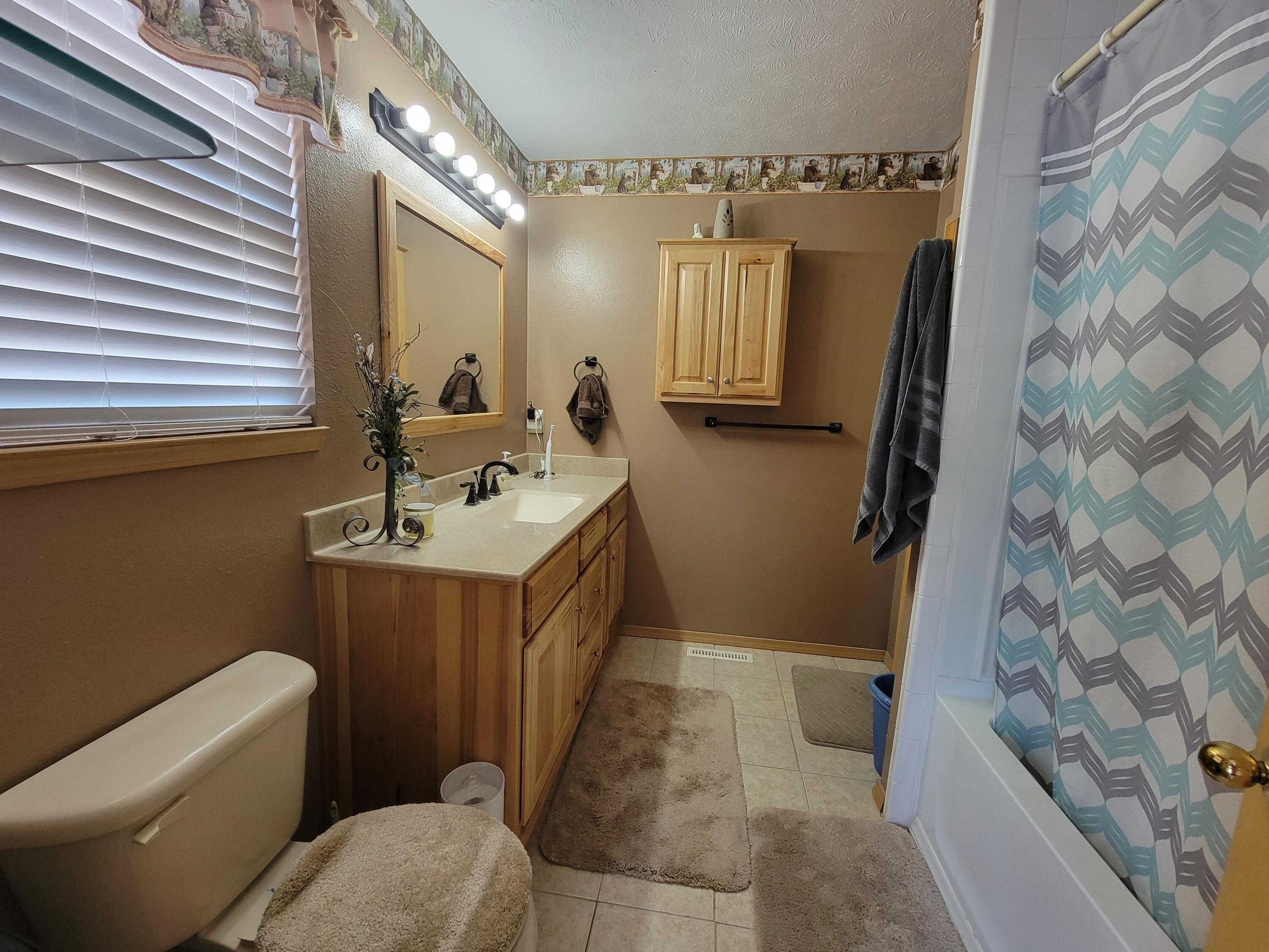 Apple Ridge Est - Residential