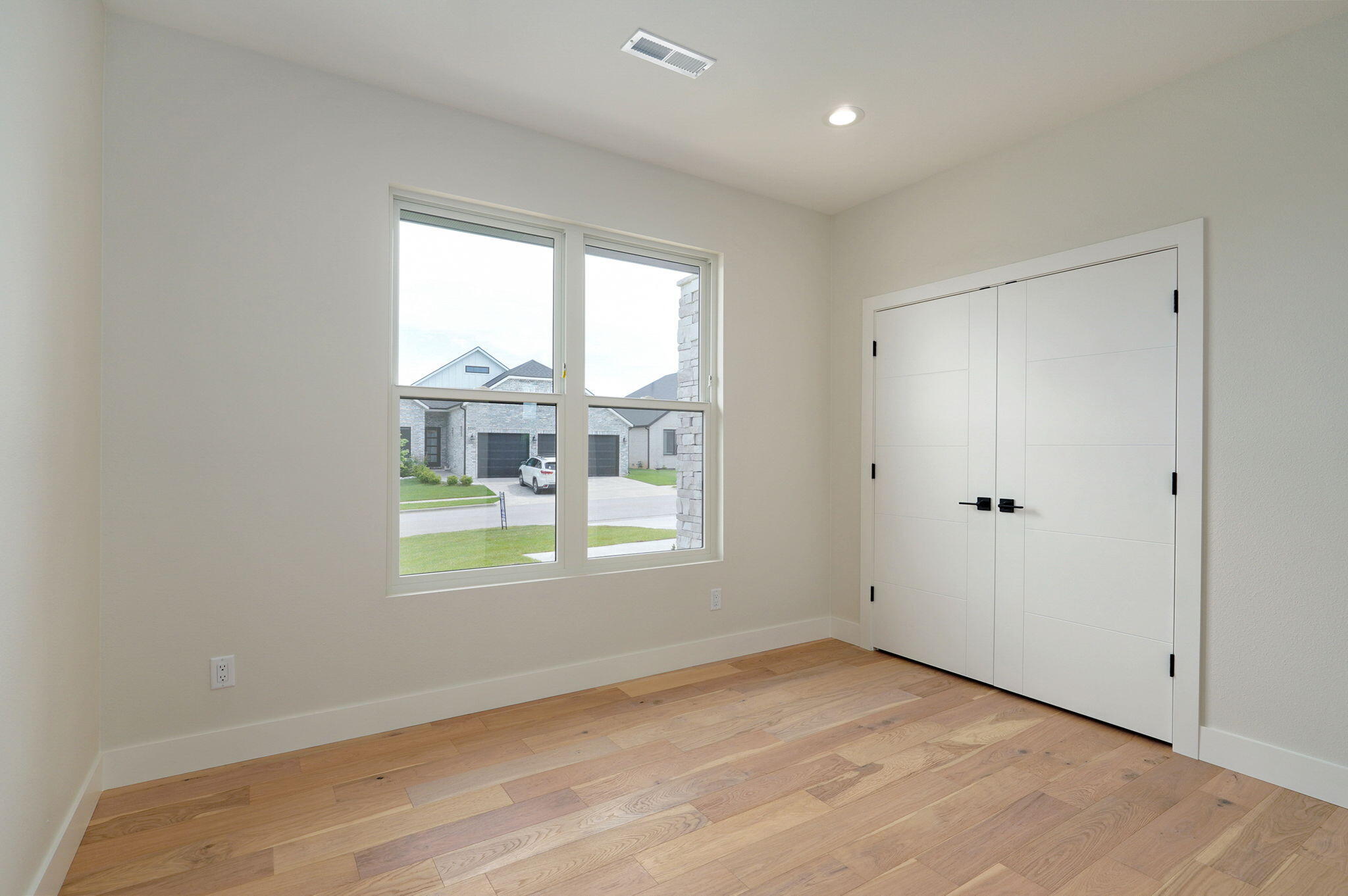 Hickory Hills - Residential