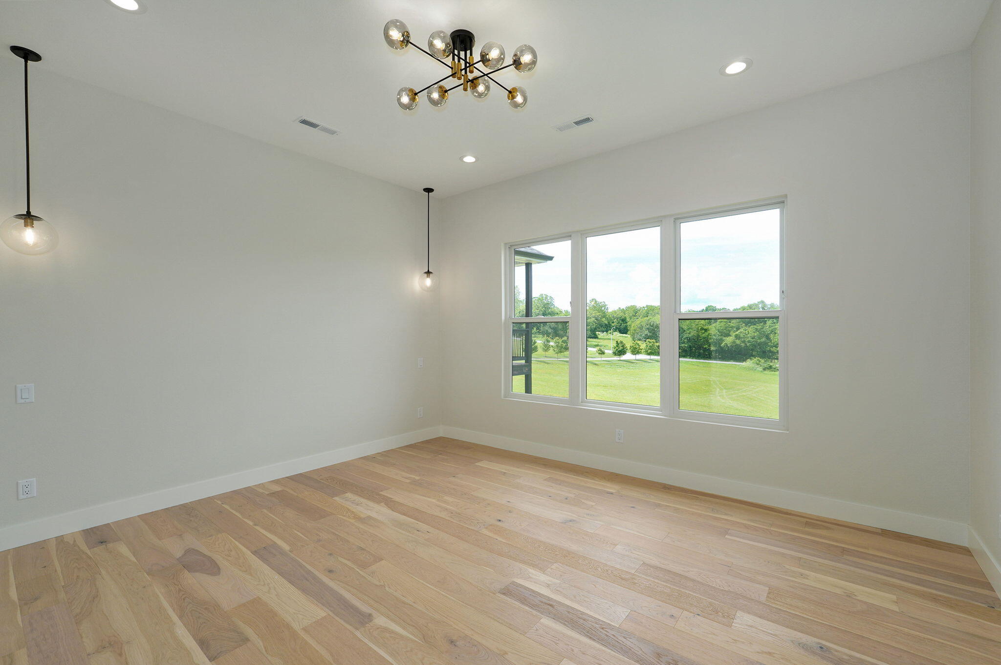 Hickory Hills - Residential