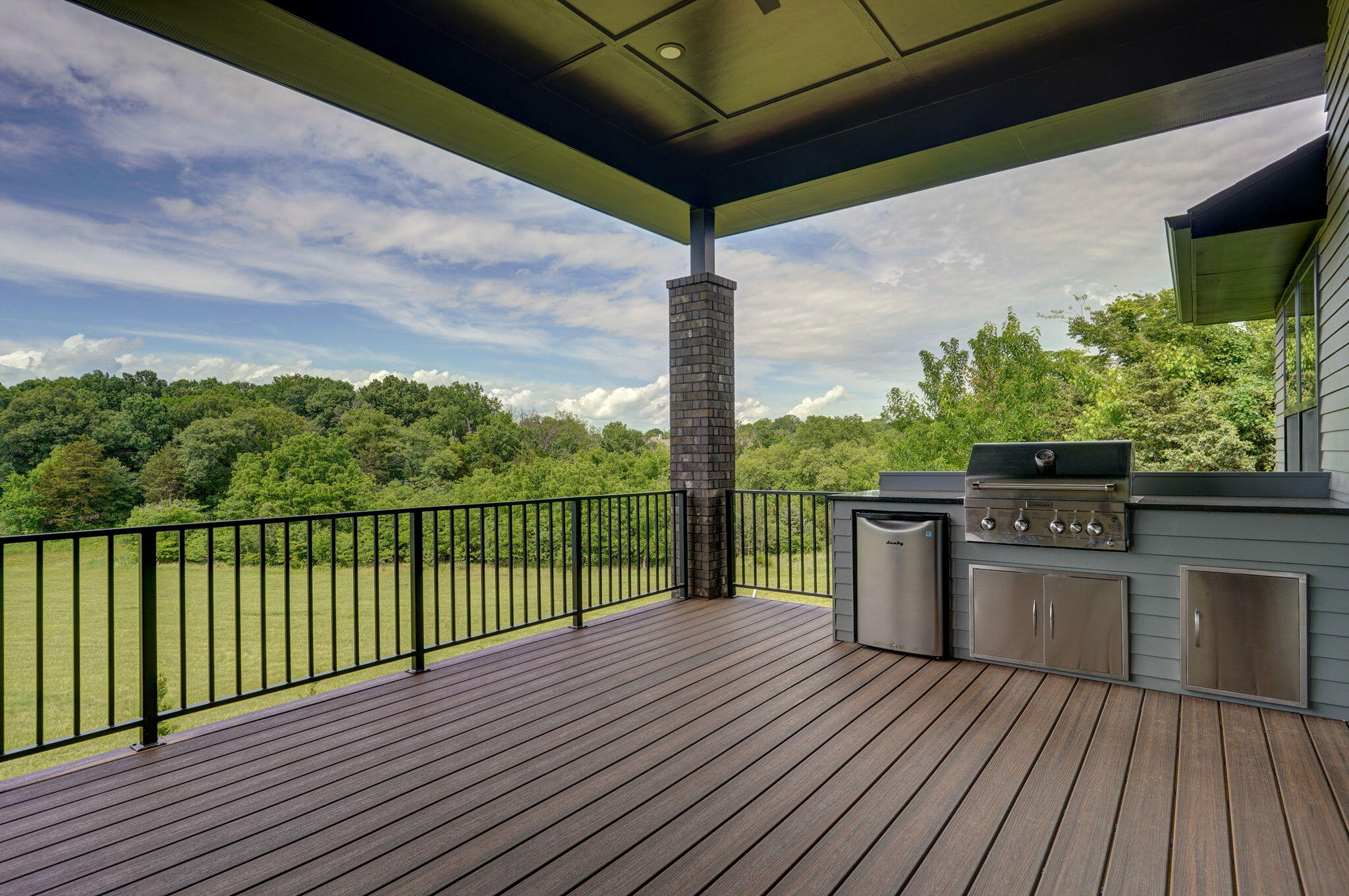 Hickory Hills - Residential