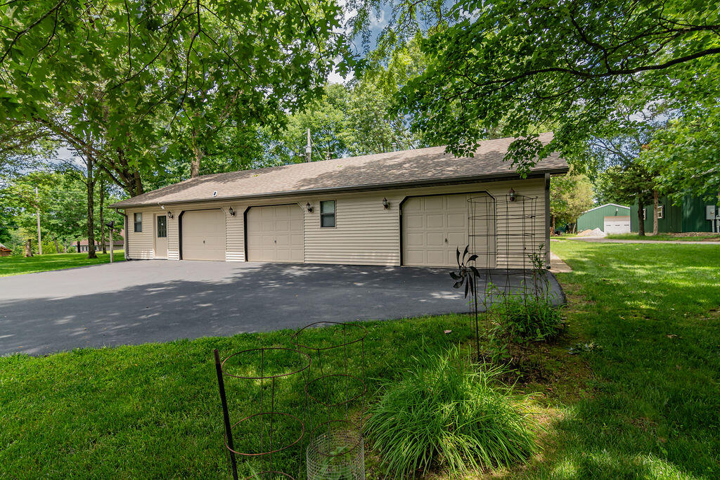 Trail End Point - Residential