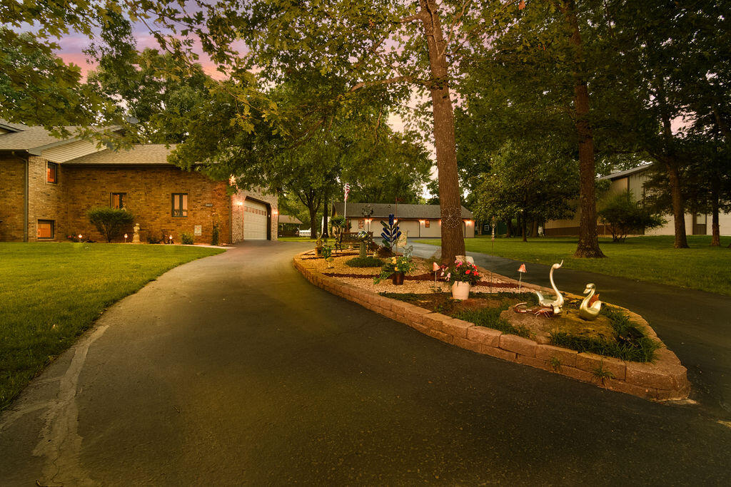 Trail End Point - Residential