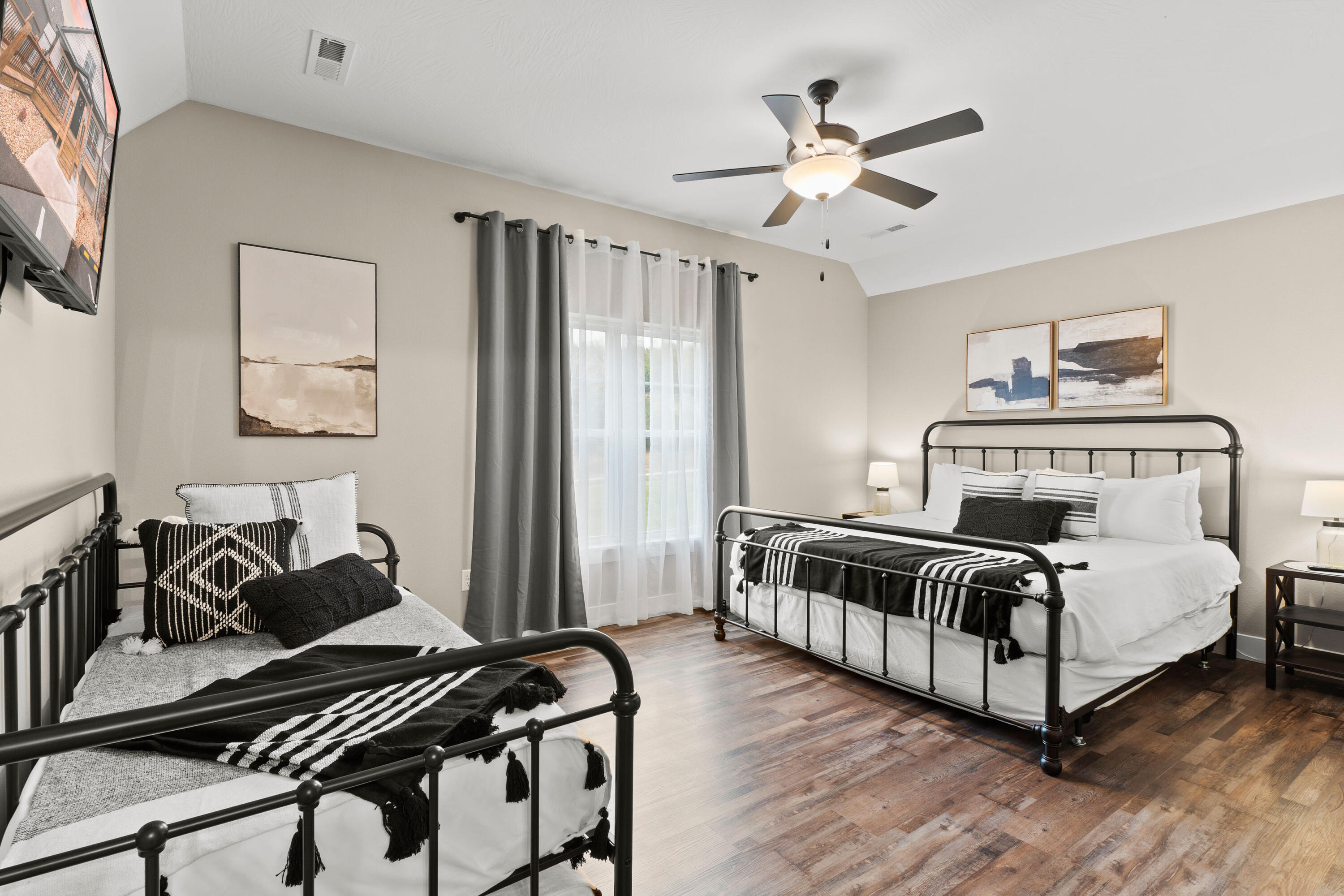 Branson Cove - Residential