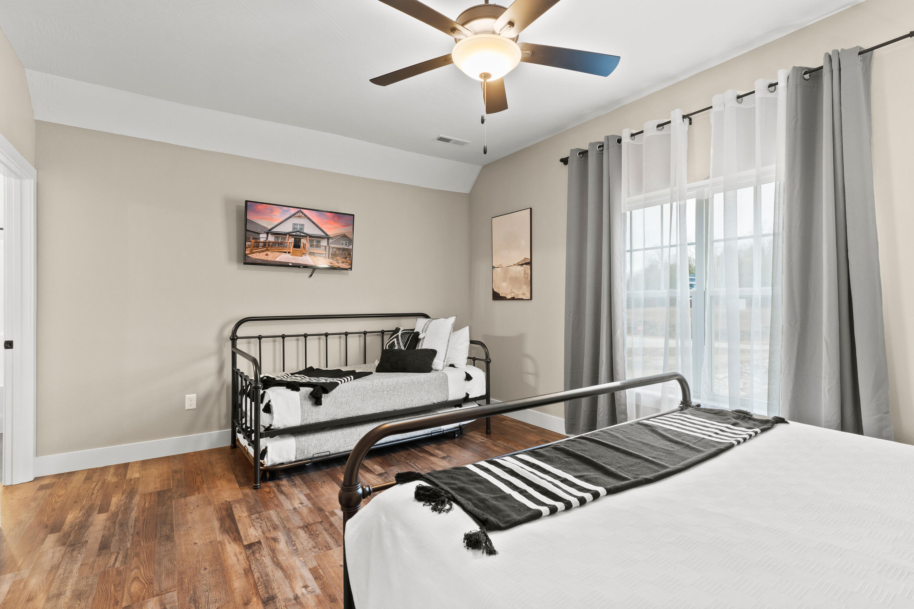 Branson Cove - Residential