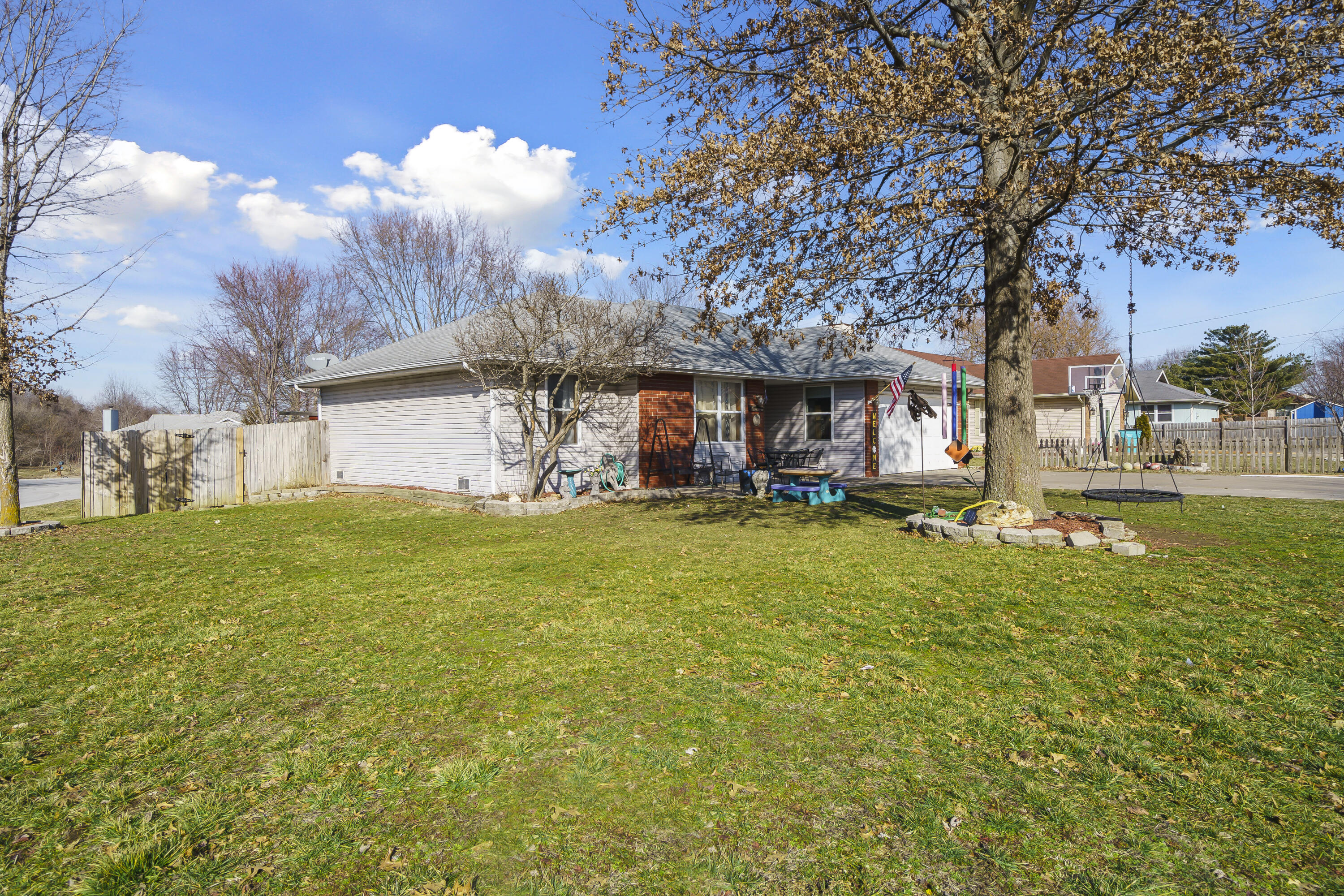 Fieldcrest - Residential