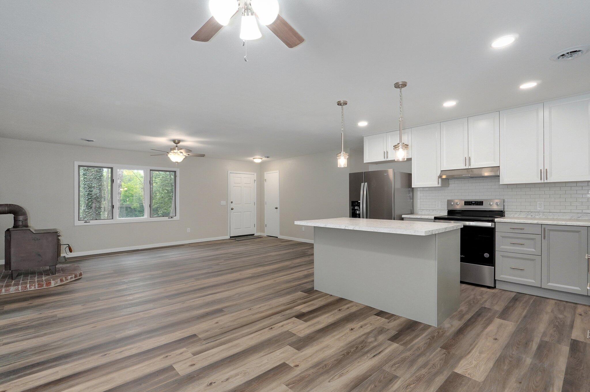 Fair Grove Est - Residential