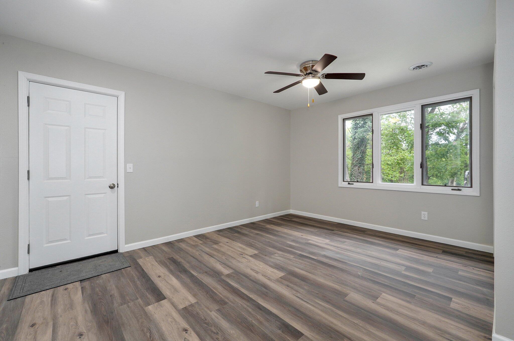 Fair Grove Est - Residential