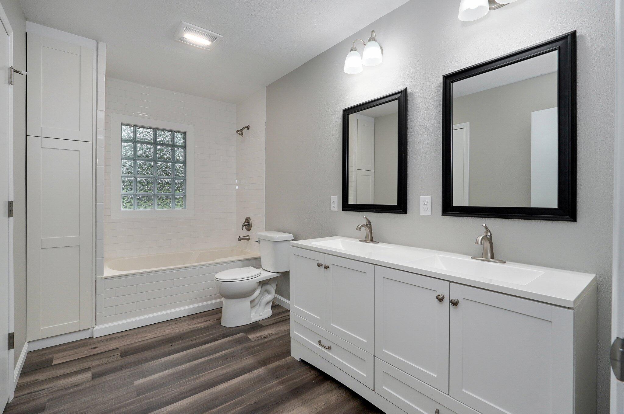 Fair Grove Est - Residential